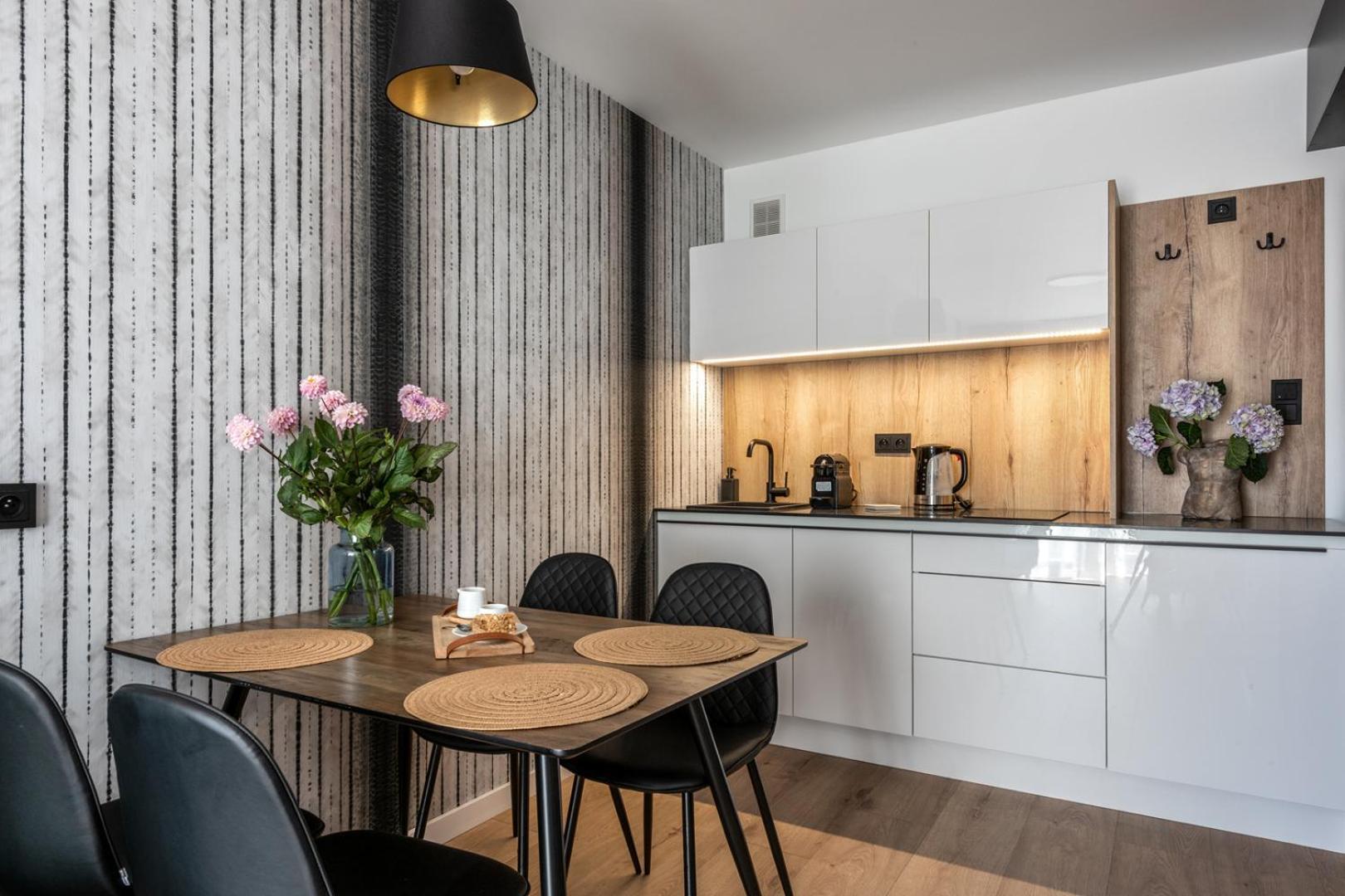Inpoint Drive - Stay&park Free Krakau