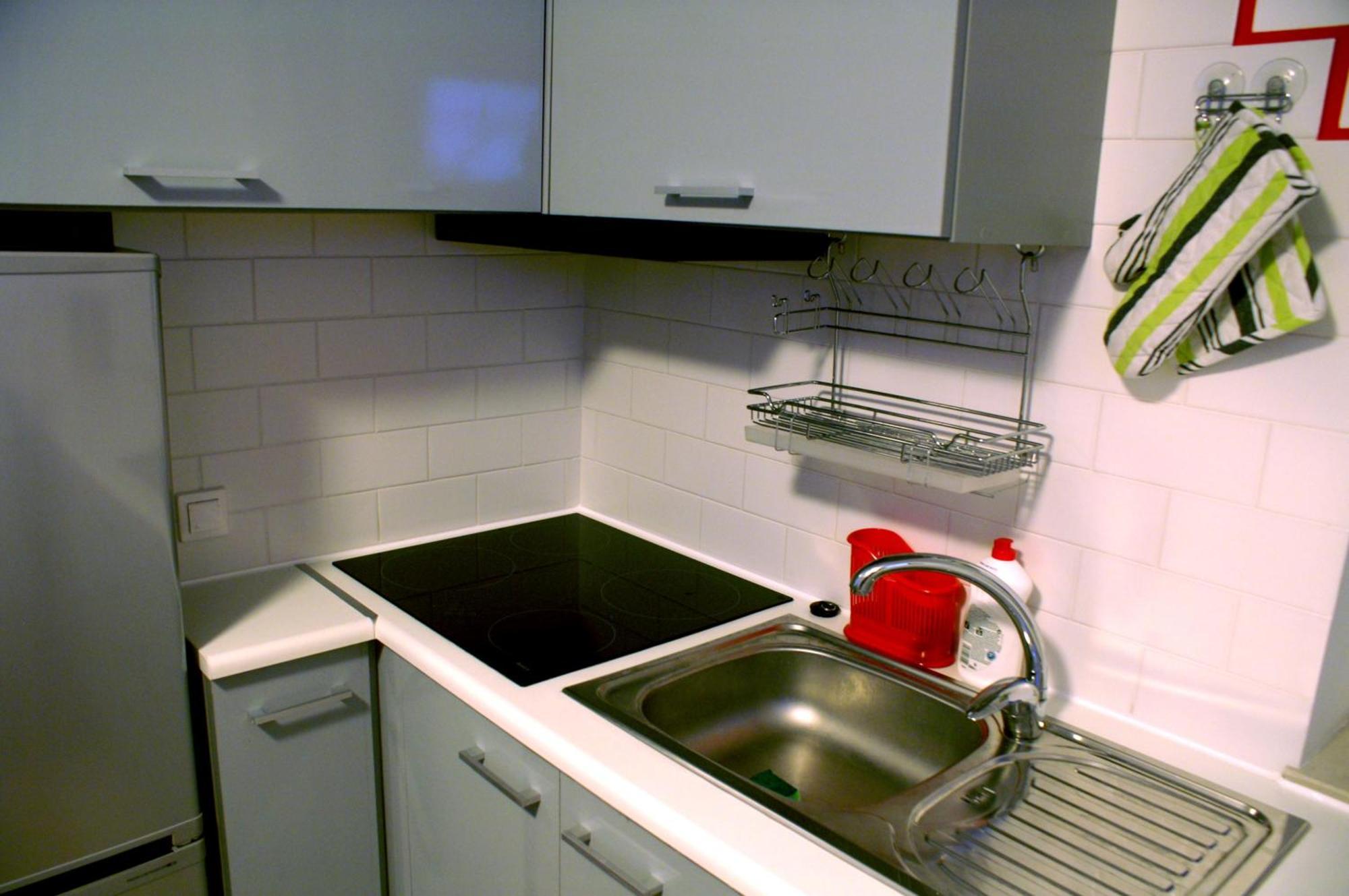Pleasant Private And Fully Equipped With Private Parking Space Close To District Kazimierz Kraków