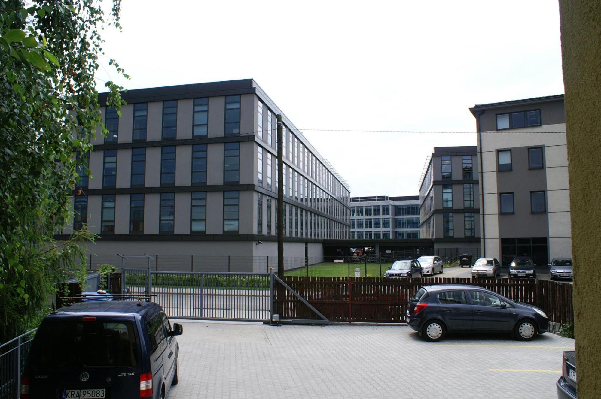 Pleasant Private And Fully Equipped With Private Parking Space Close To District Kazimierz