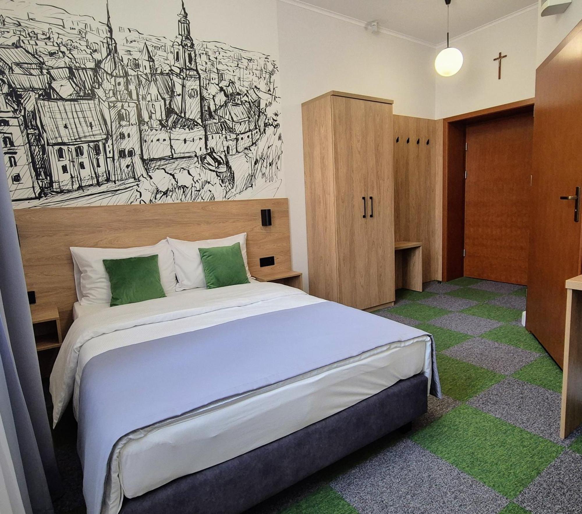 Hotel Domus Mater 3*