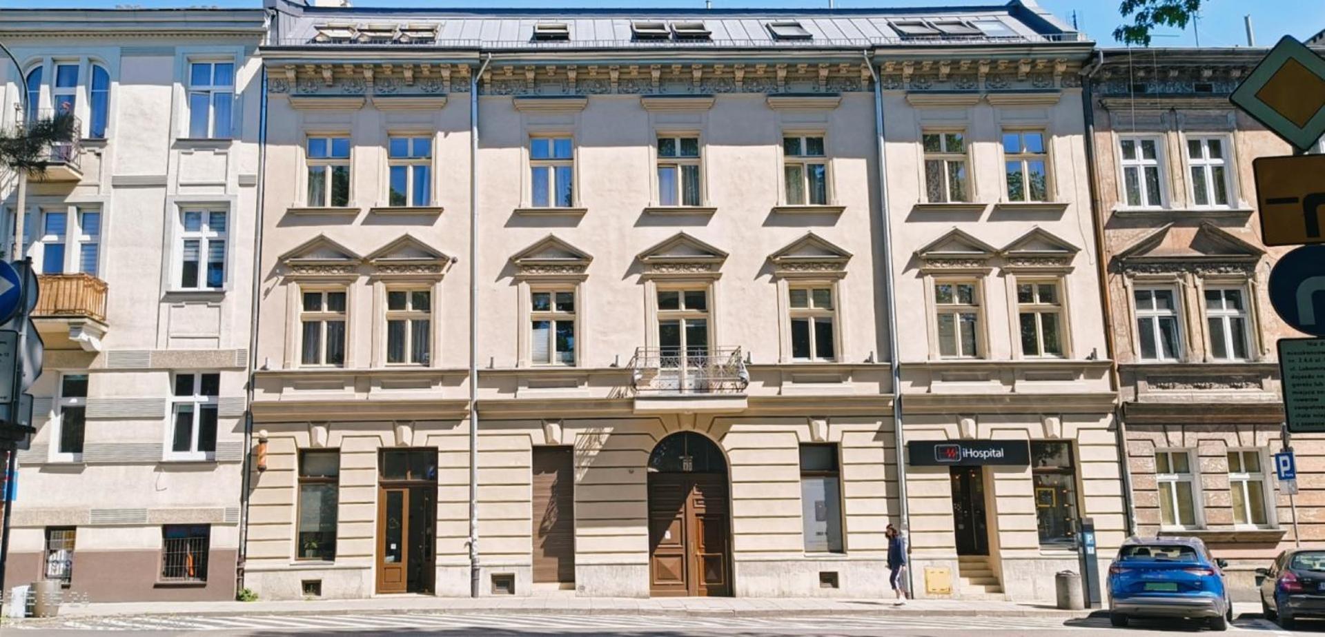Novumhouse - Main Railway Station Bed & Breakfast 2*