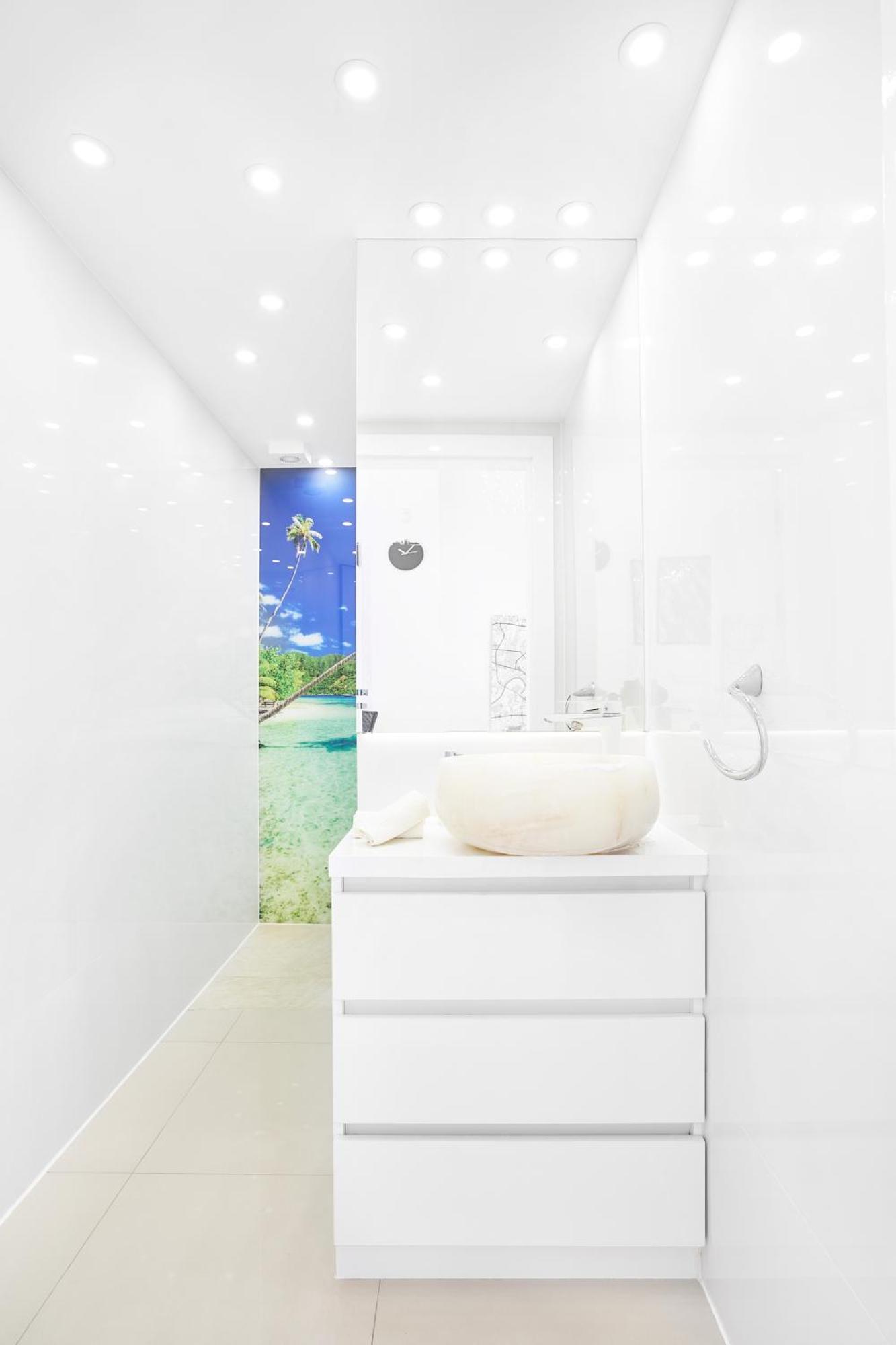 Unique Design Loft In Middle Of Centre Of Old Town With Netflix