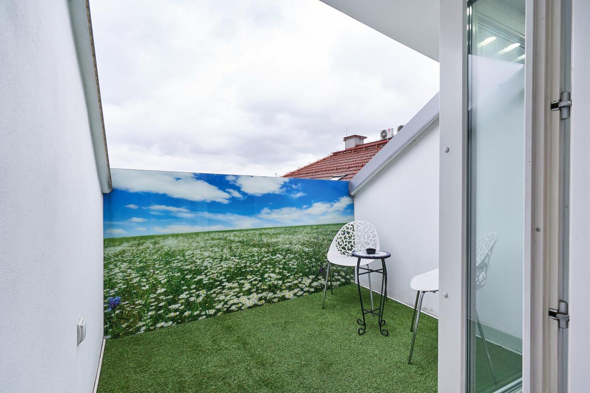 Unique Design Loft In Middle Of Centre Of Old Town With Netflix Apartament