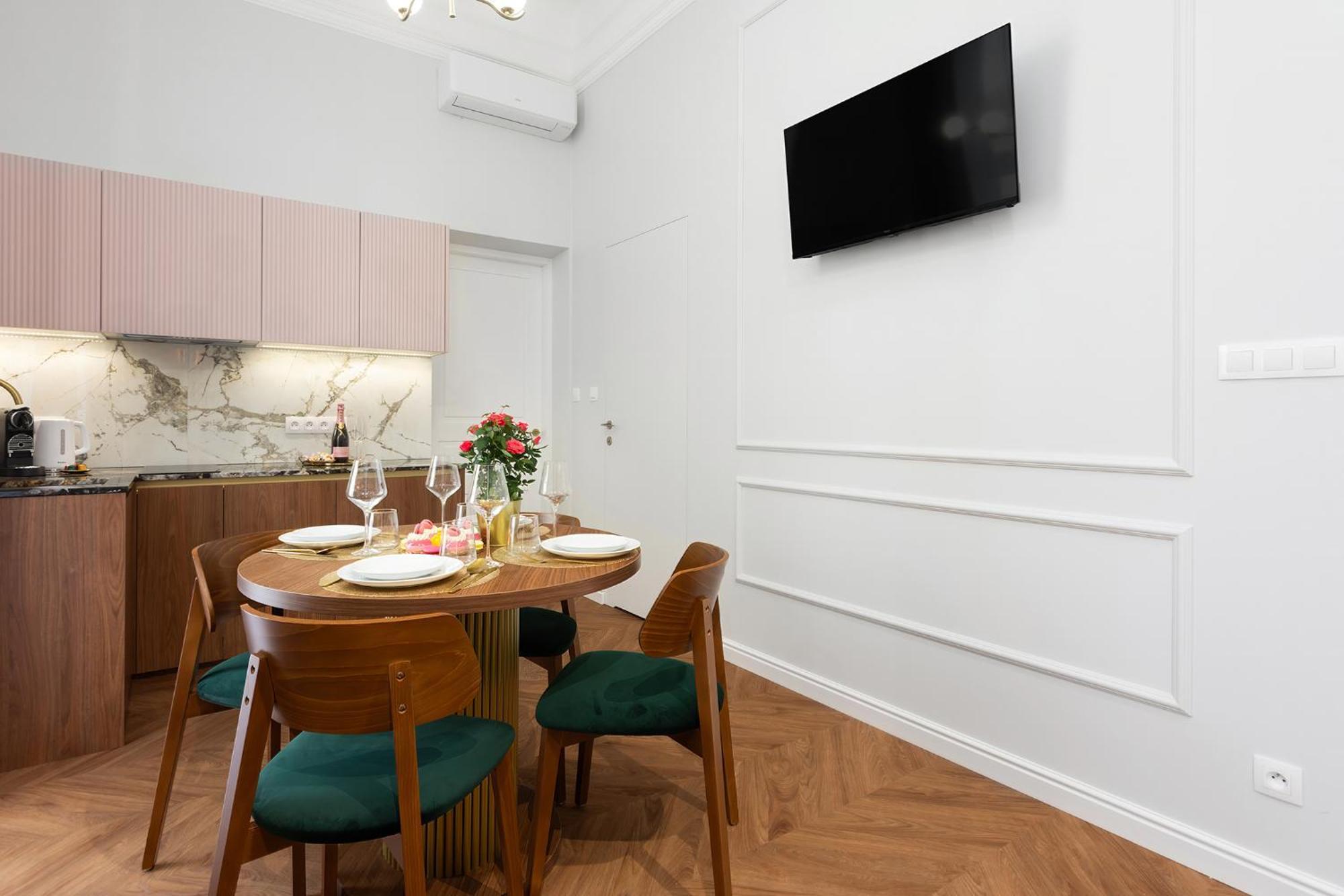 Apartment Old Town K34 By M *