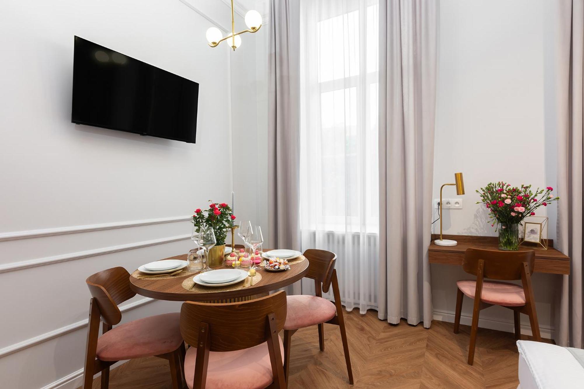 Apartment Old Town K34 By M *