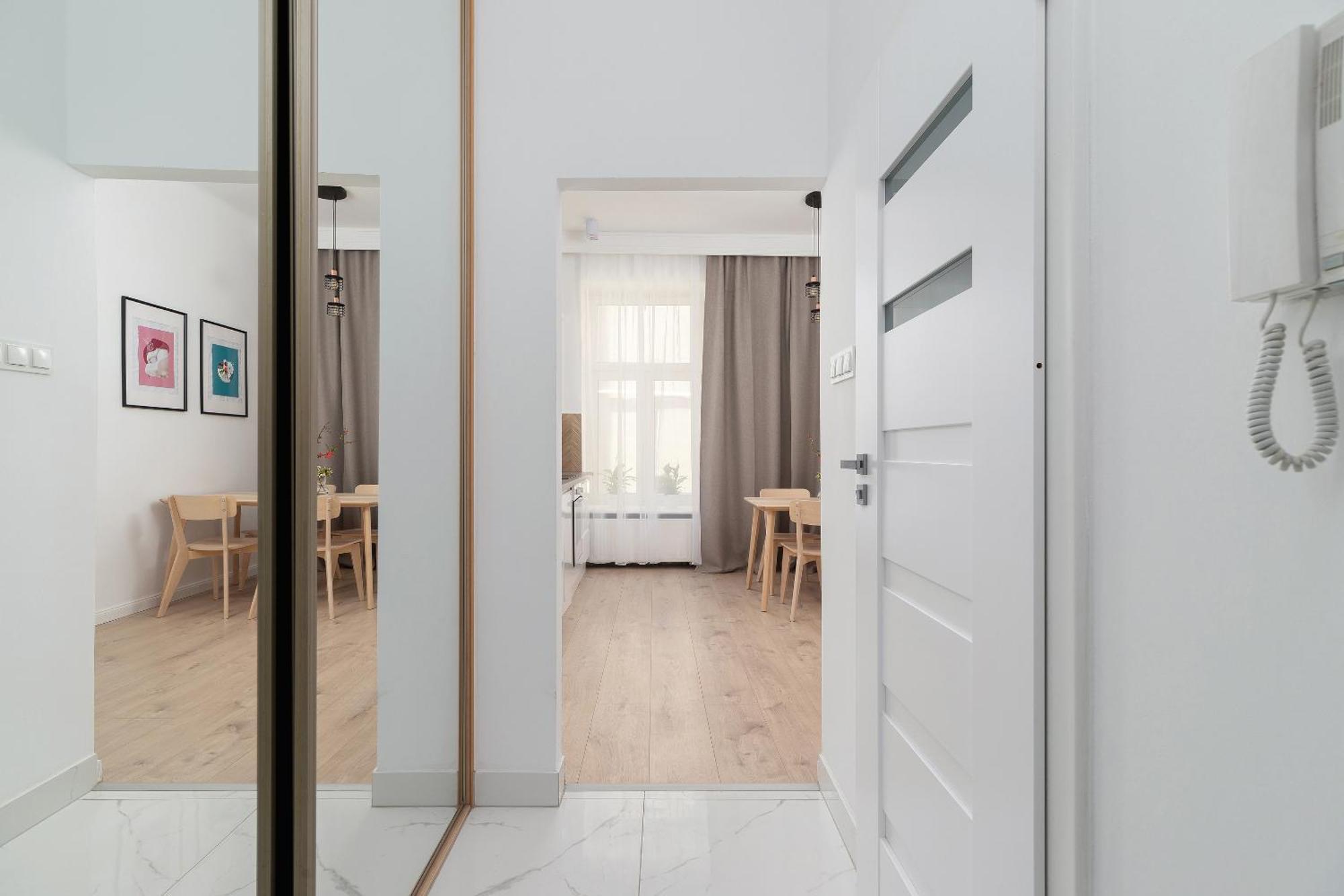 1 - Bedroom - Powisle 2 *