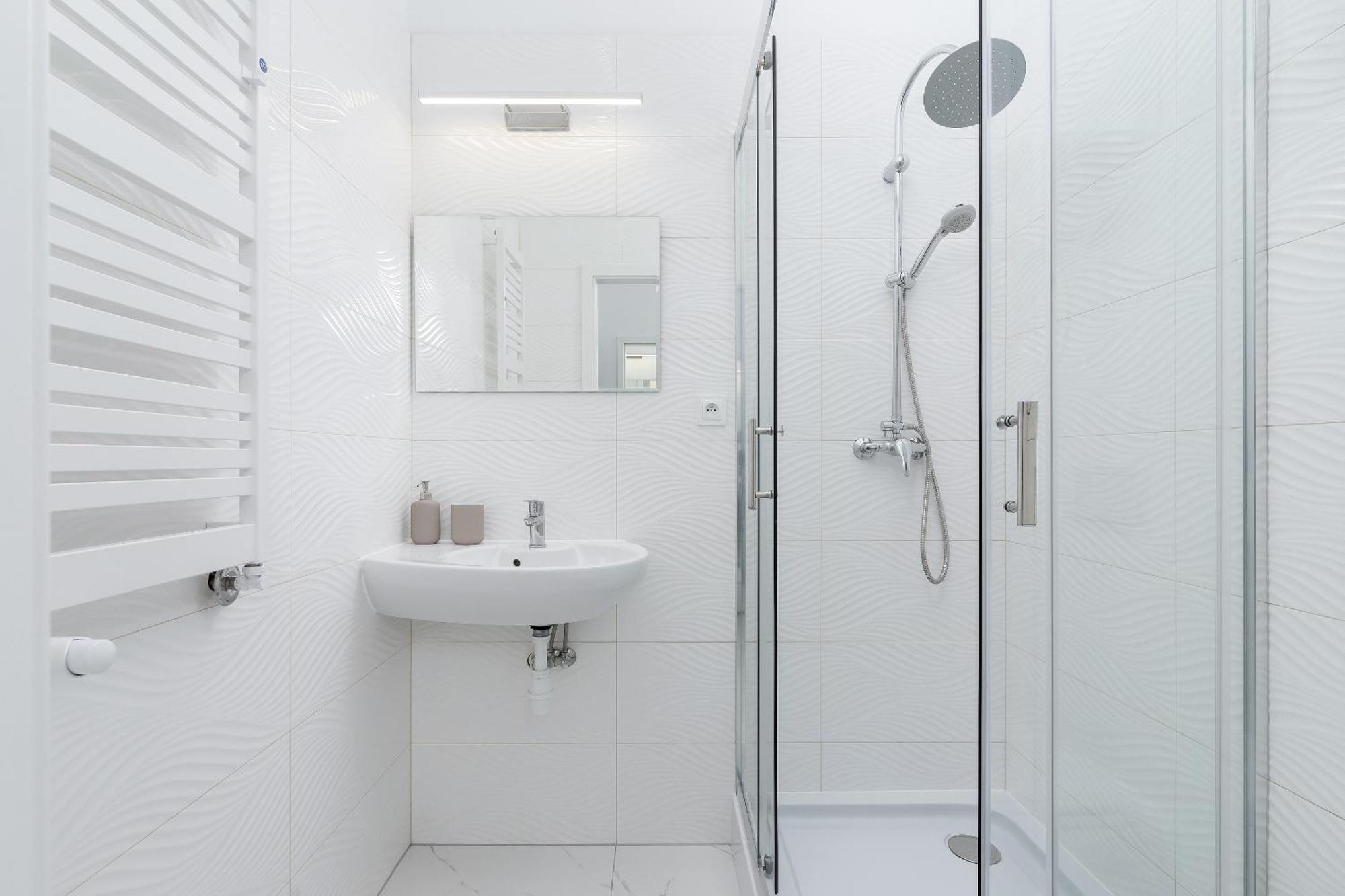 1 - Bedroom - Powisle 2 Apartment *