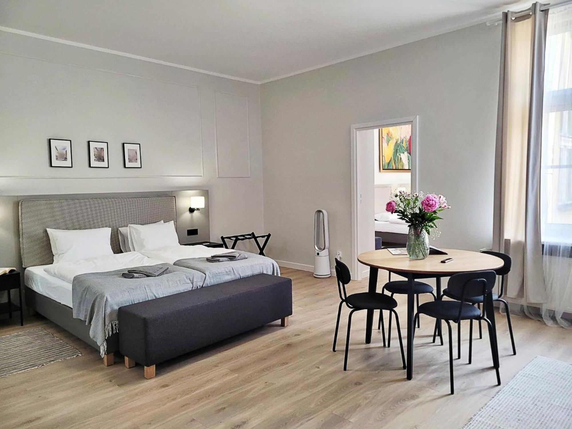 Anny 5 Hotel apartamentowy *