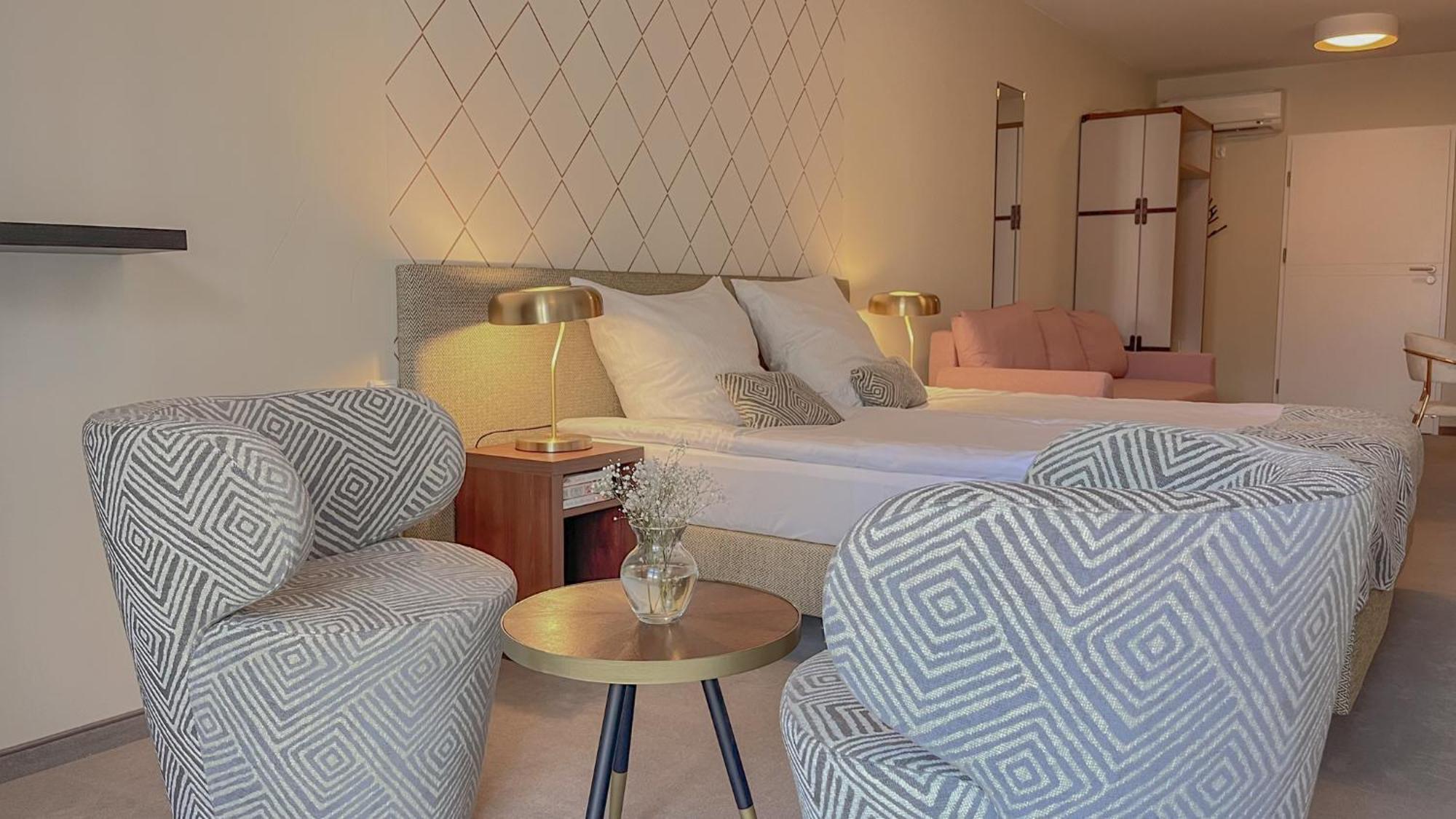 Xerion (adults Only) 4*