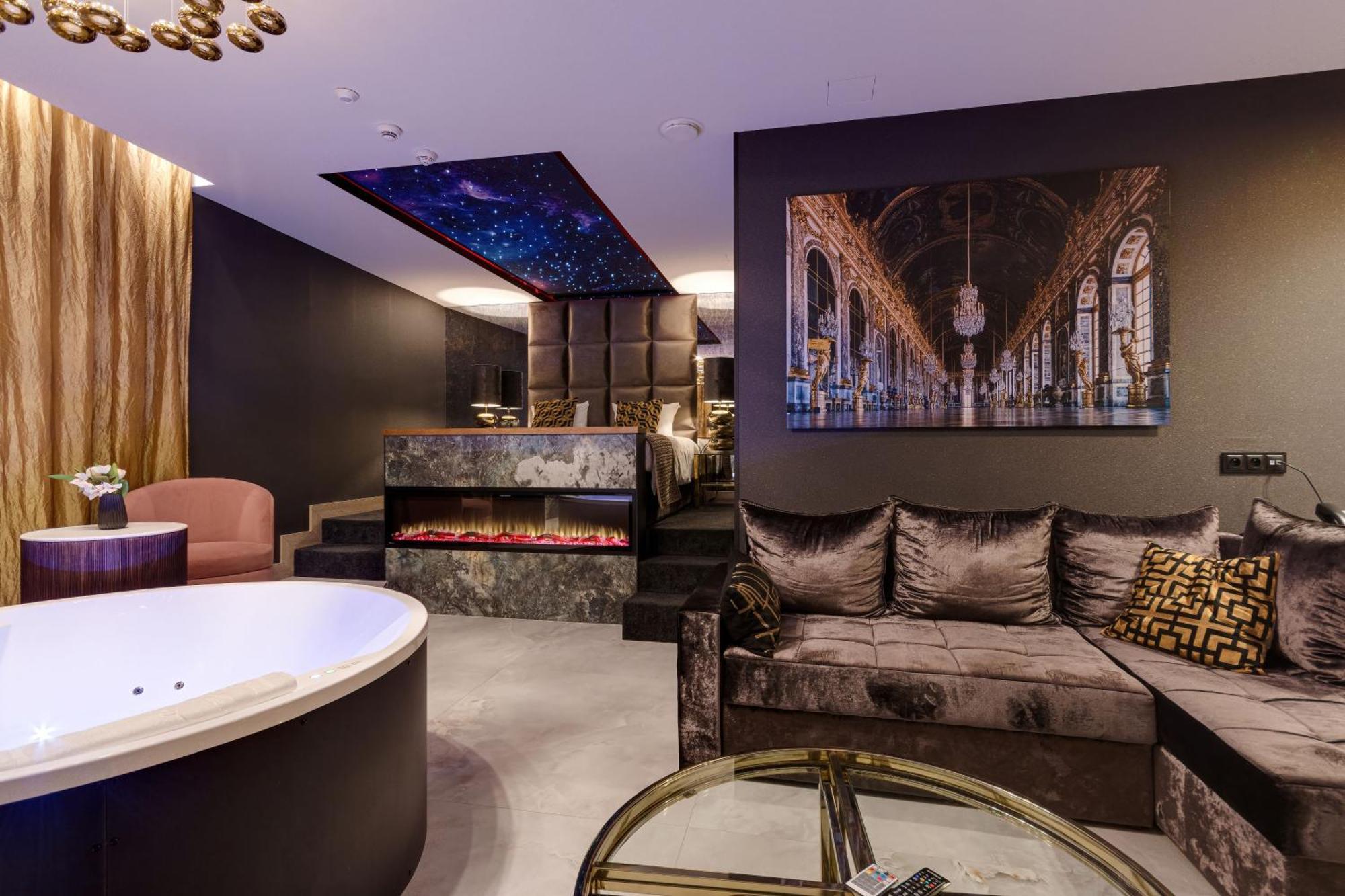 Art Luxury Hotel