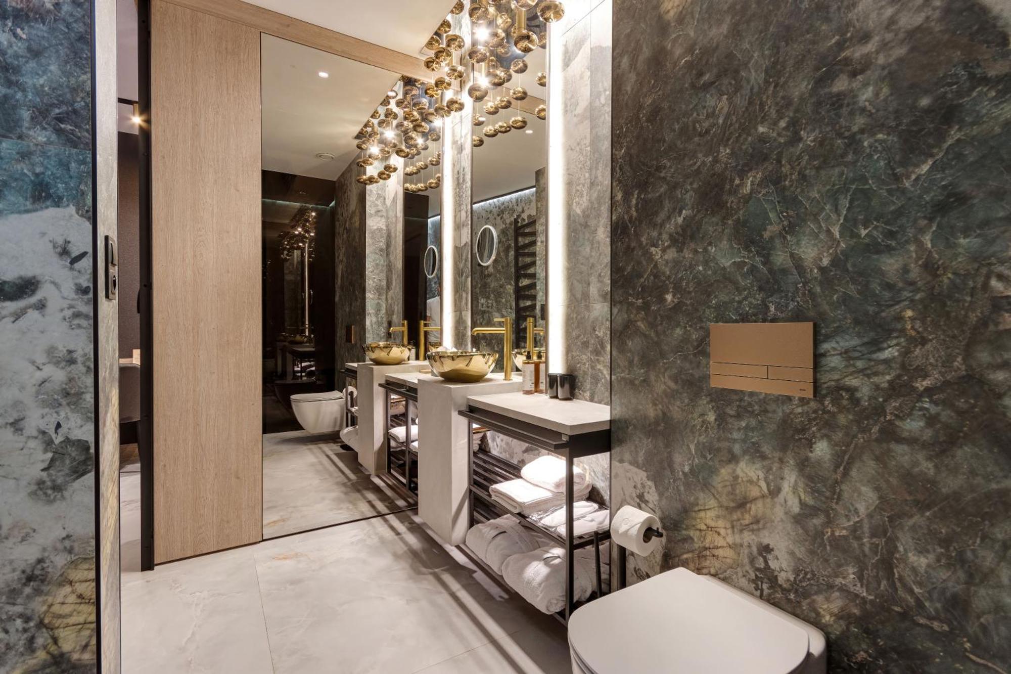 Art Luxury Hotel