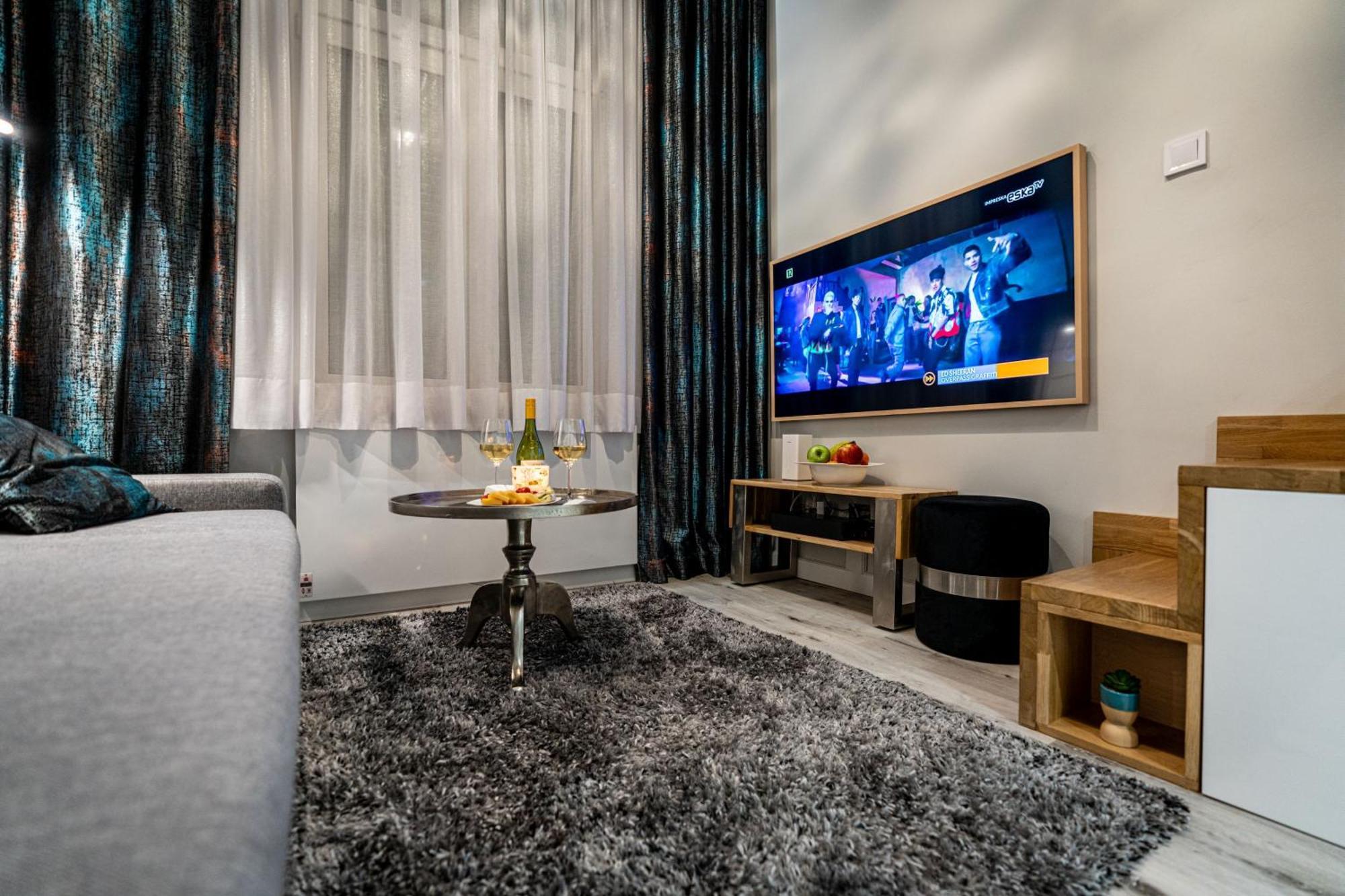 Dasto Old Town Apartment