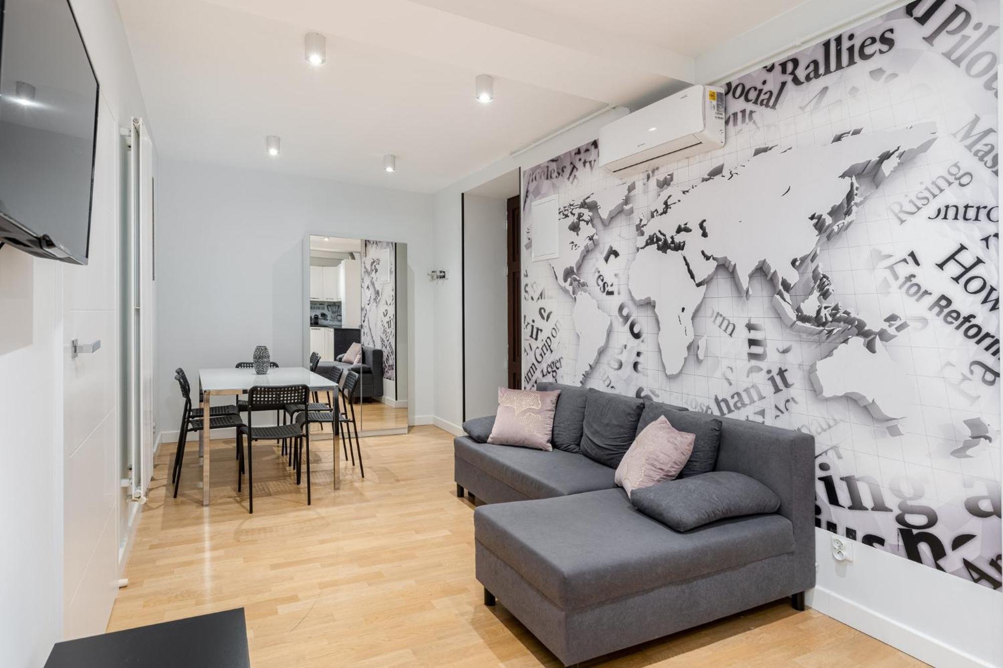 S18 Boutique - Old Town Aparthotel *