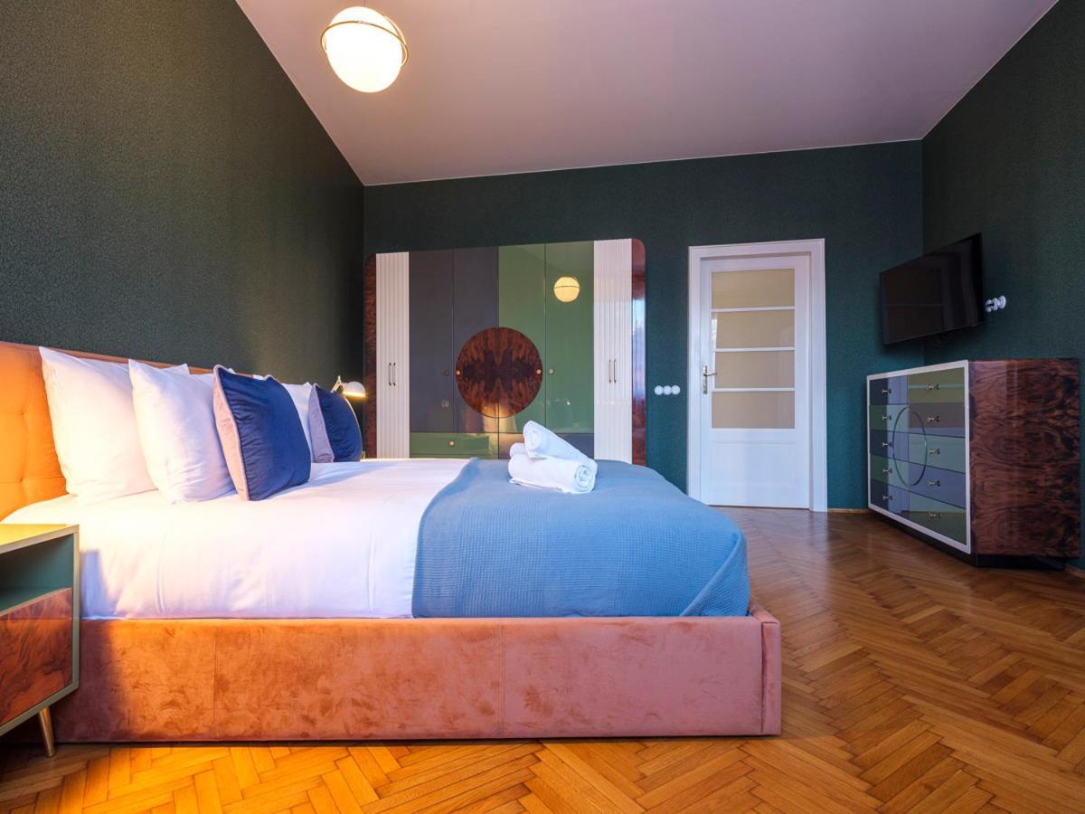 Tyzenhauz Grand Appartement *