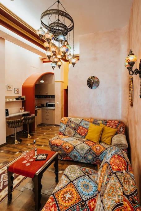 Shahrazad Apartment