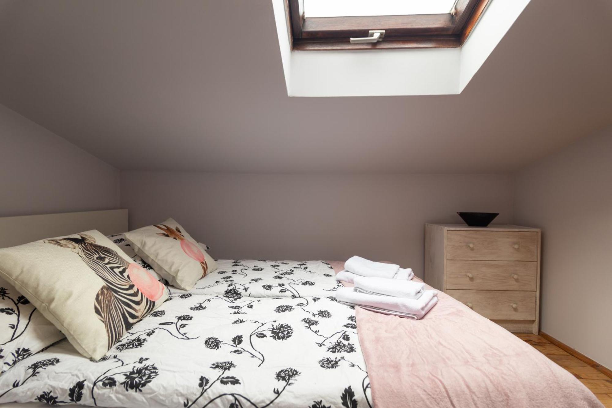 Sky's The Limit! Spacey Loft Krakow