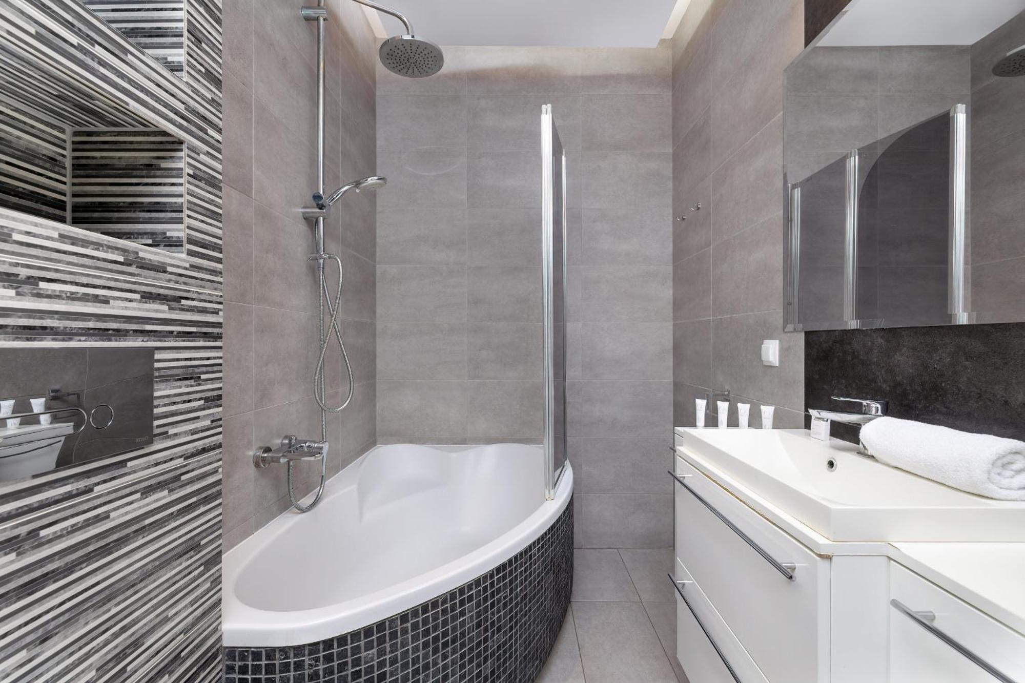 Apartment Nowoczesny & Klimatyzowany Z Parkingiem By Renters *