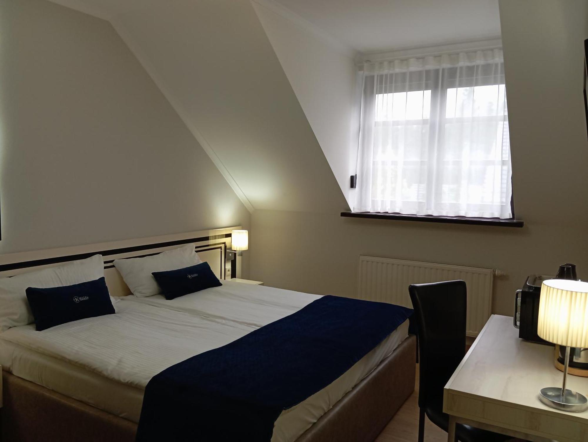 Aparthotel Kontrast 4*