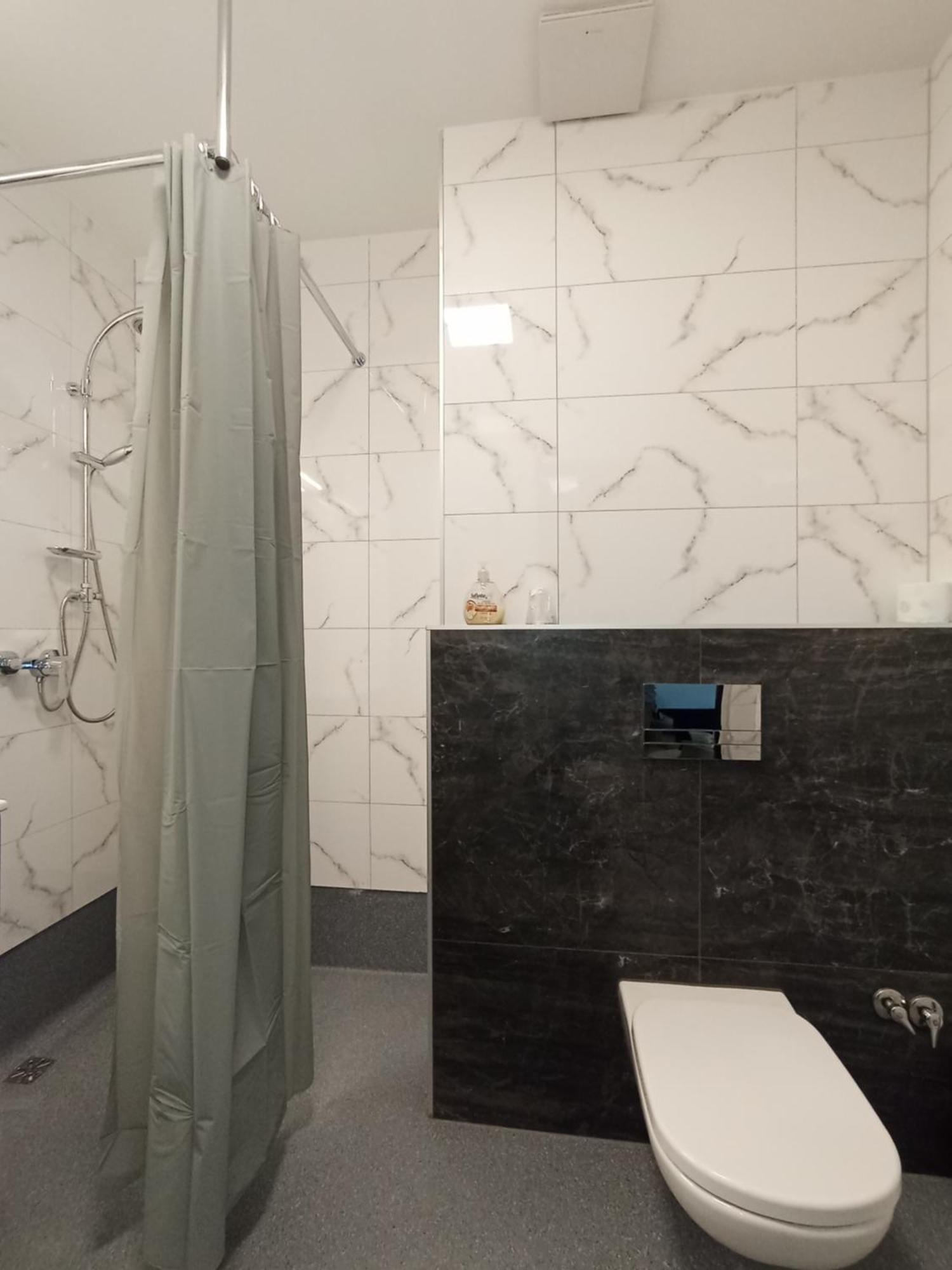 Kontrast Aparthotel 4*