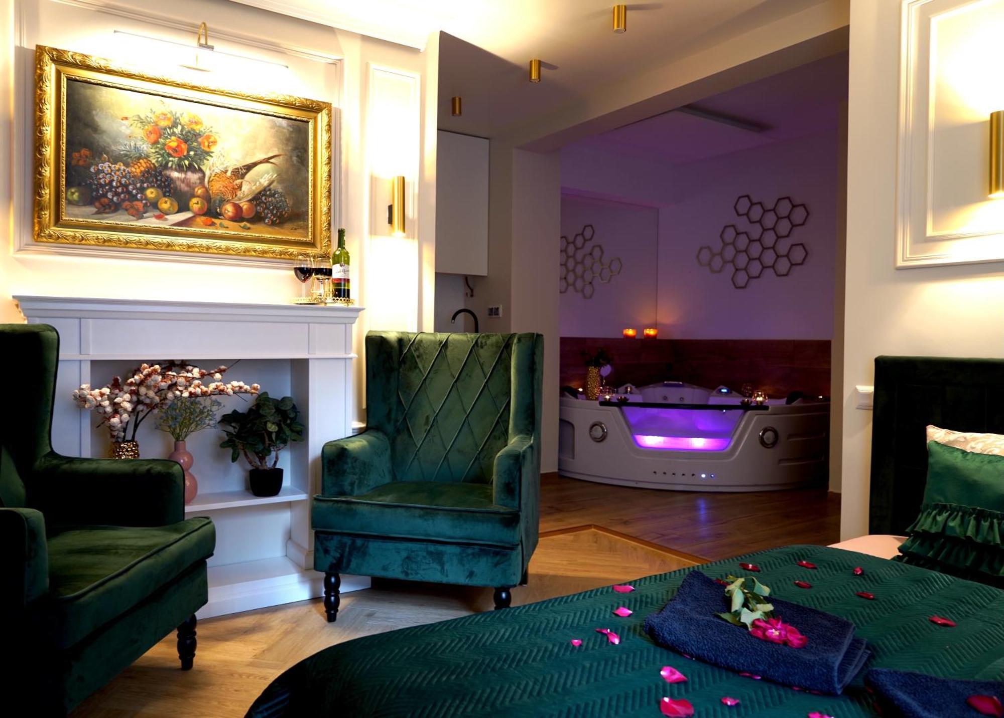 Jacuzzi Przemyska Apartment *