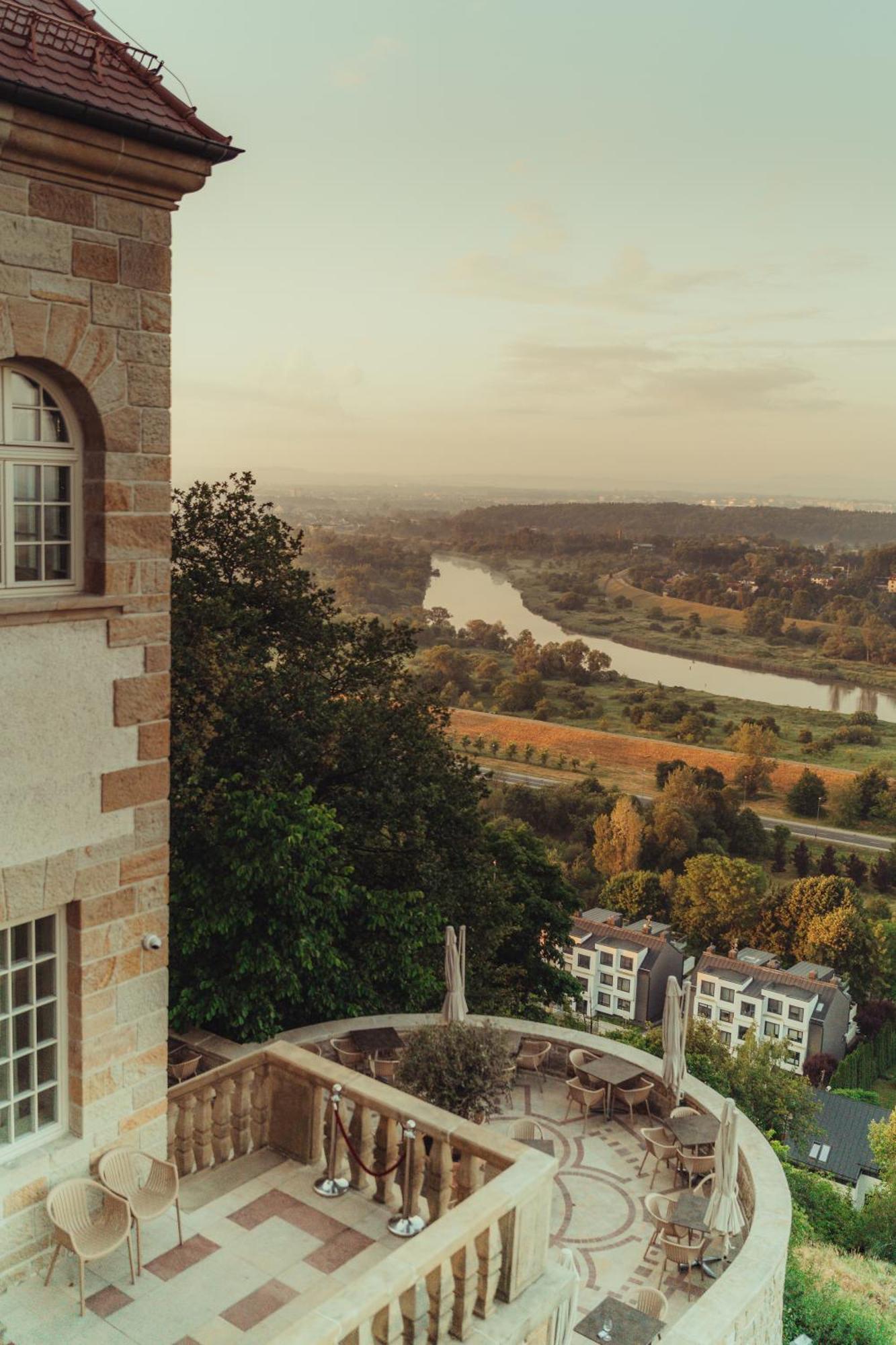 Zinar Castle