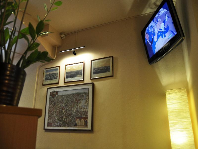 Maly Aparthotel