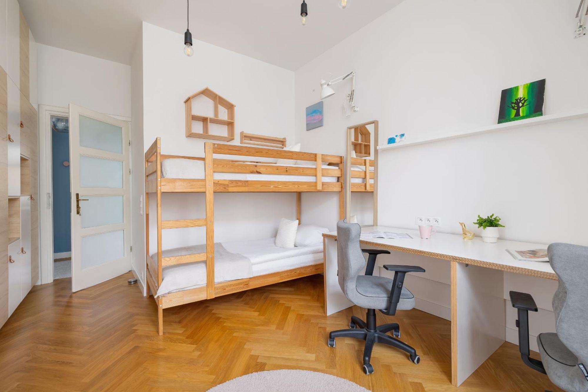 Apartament Rodzinny W Centrum Krakowa By Renters Appartement *