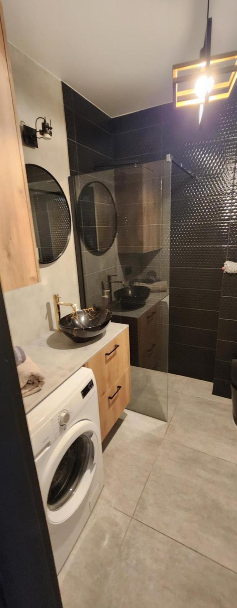 Castle Loft Apartment,spa, Gym ,sauna & Swimming Pool Free Parking *
