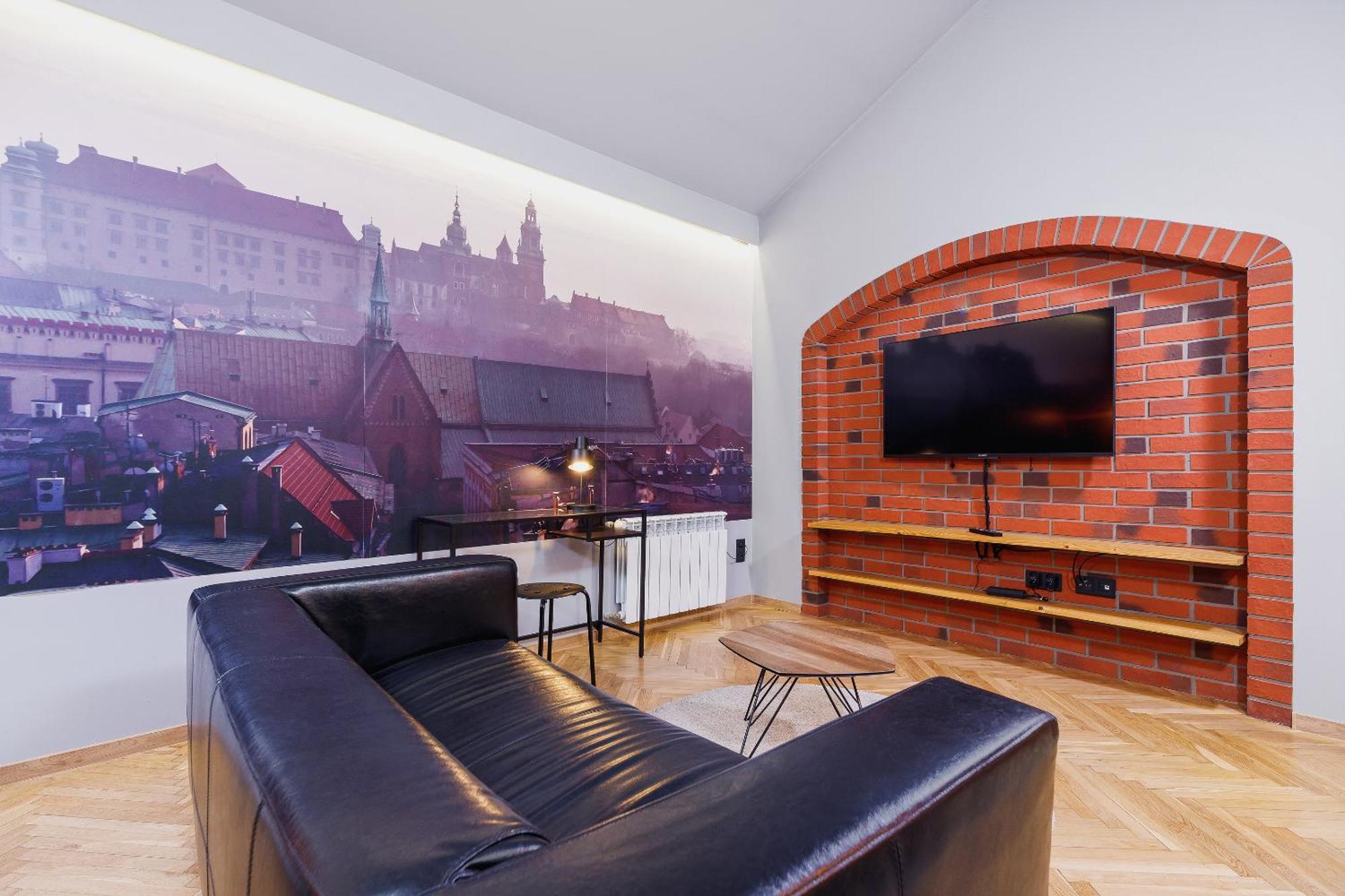 Main Square With Terrace Florianska 11 Street Apartment