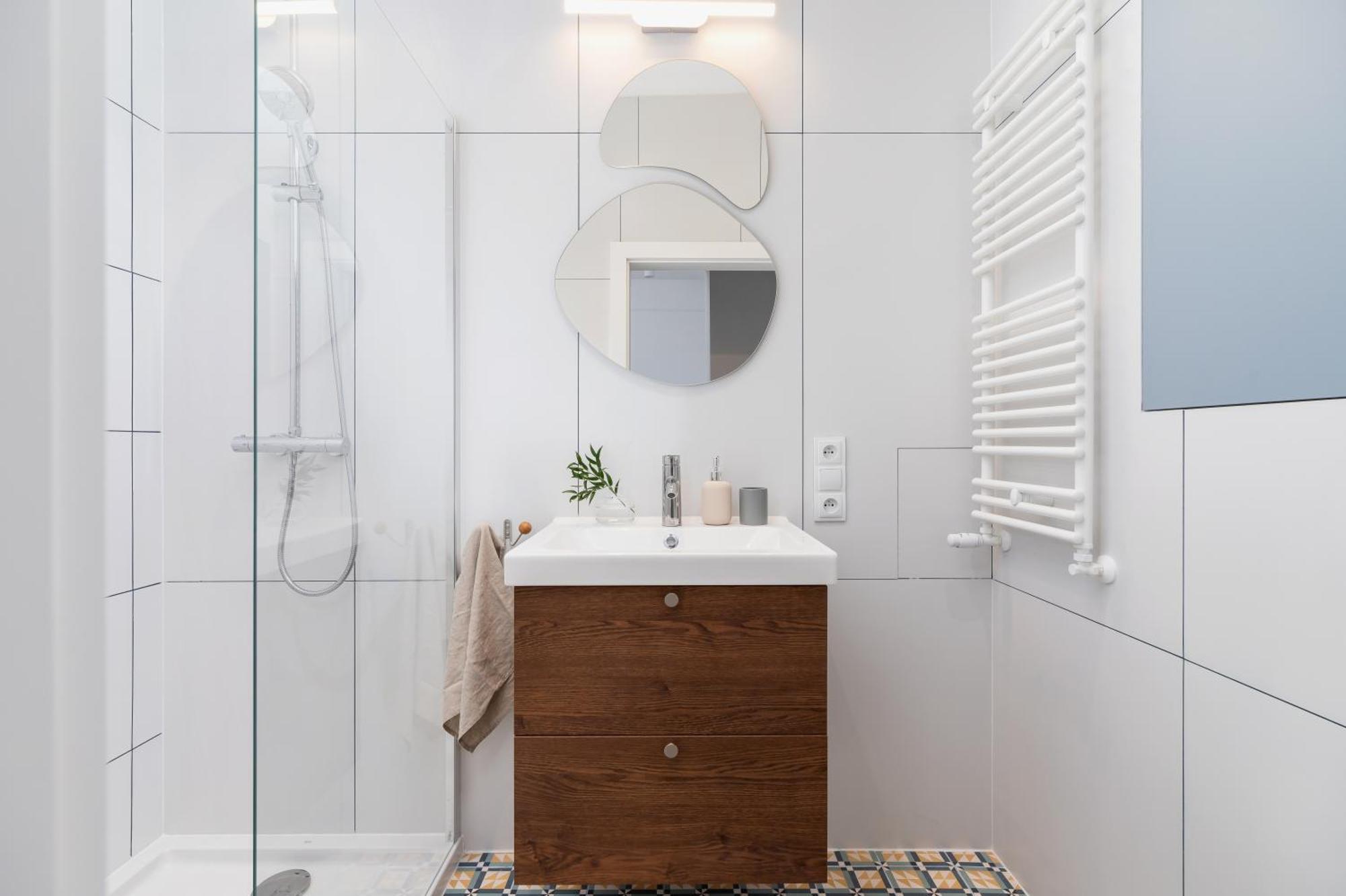 One Bedroom - Dietla 68 Street