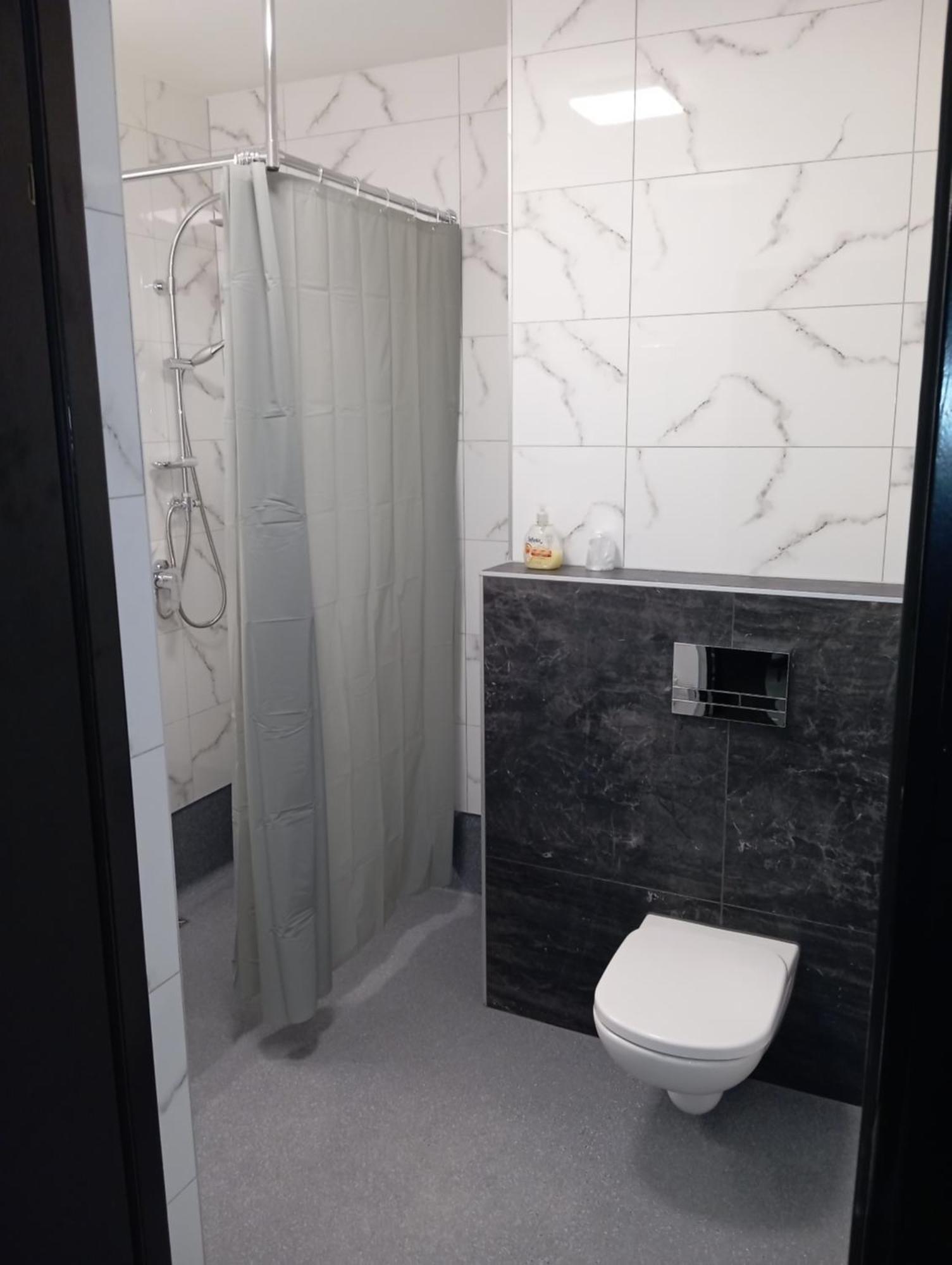 Aparthotel Kontrast 4*