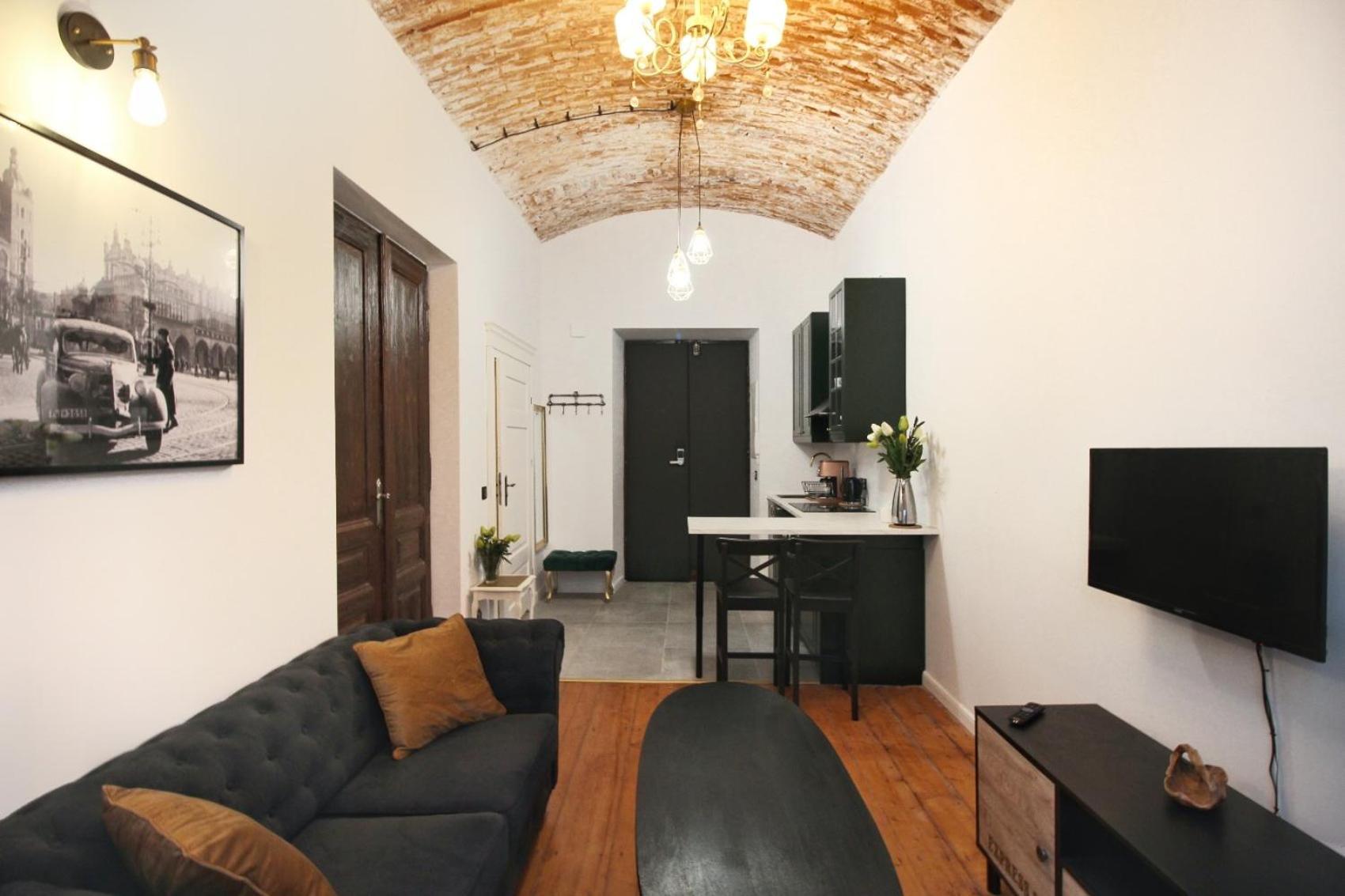 Apartment Ceglane Sufity