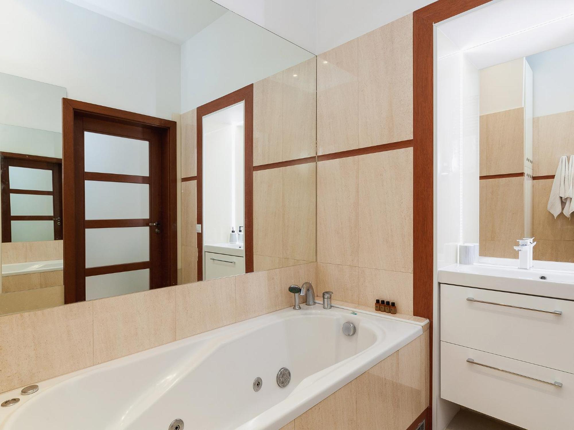 Apartament Main Square - Private Parking - Sw Krzyza 16 Kraków