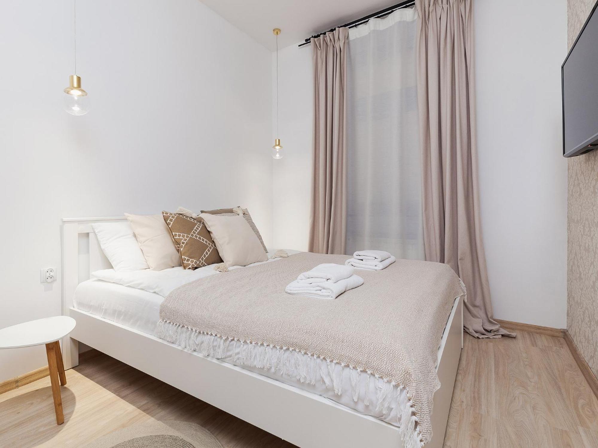 Main Square - Private Parking - Sw Krzyza 16