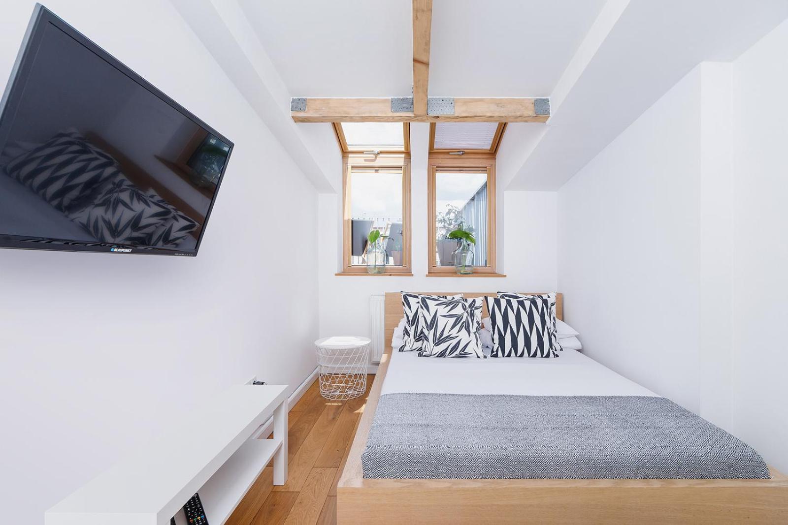2 Bedroom With Terrace- Pilsudskiego 11 Apartment Krakow