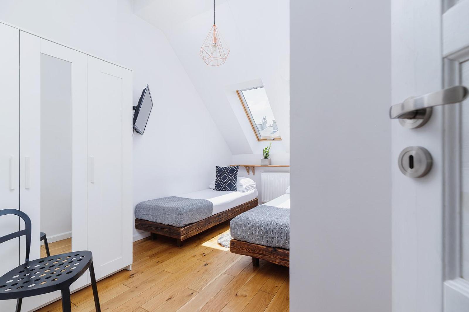 Apartment 2 Bedroom With Terrace- Pilsudskiego 11 Krakow