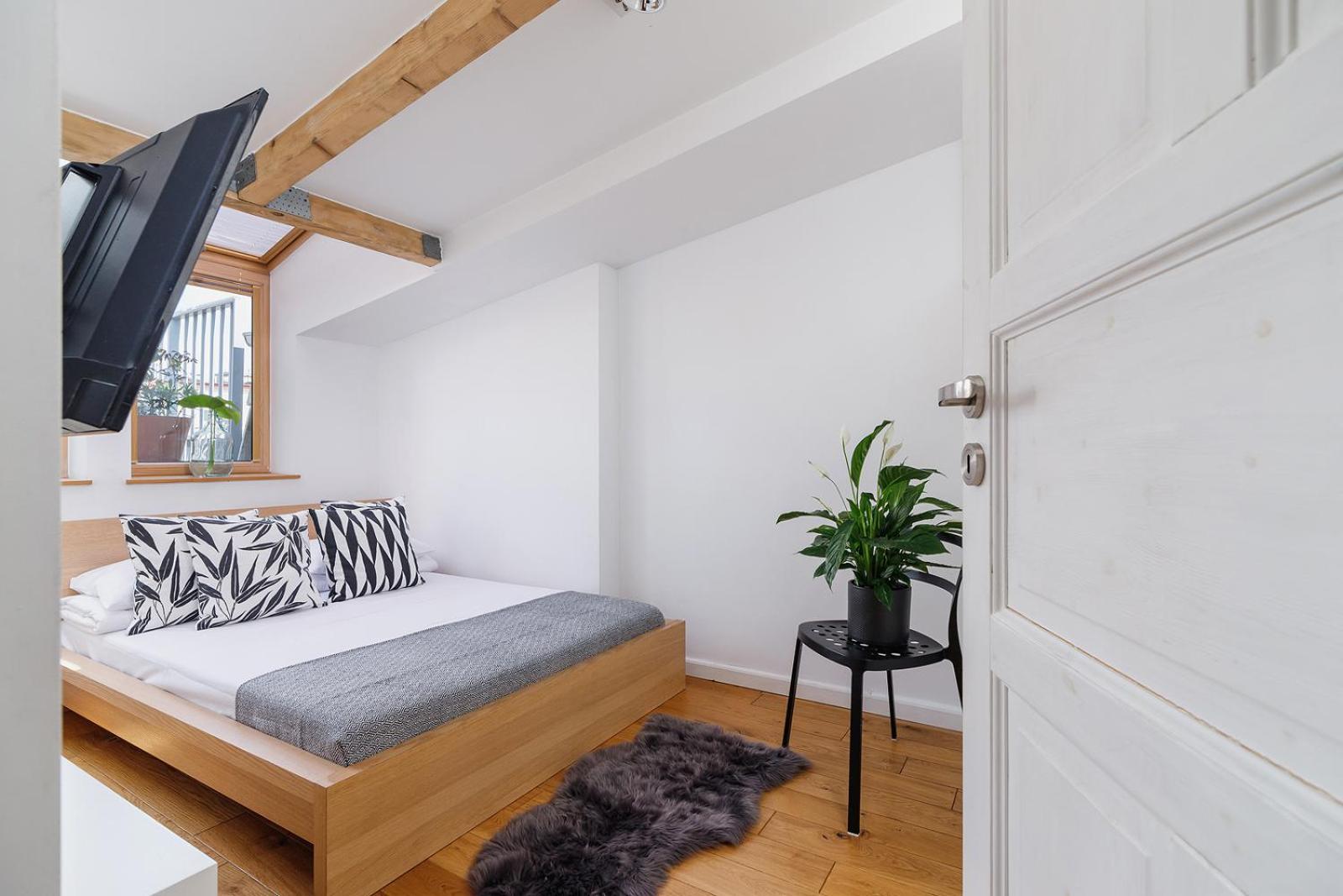 2 Bedroom With Terrace- Pilsudskiego 11 *