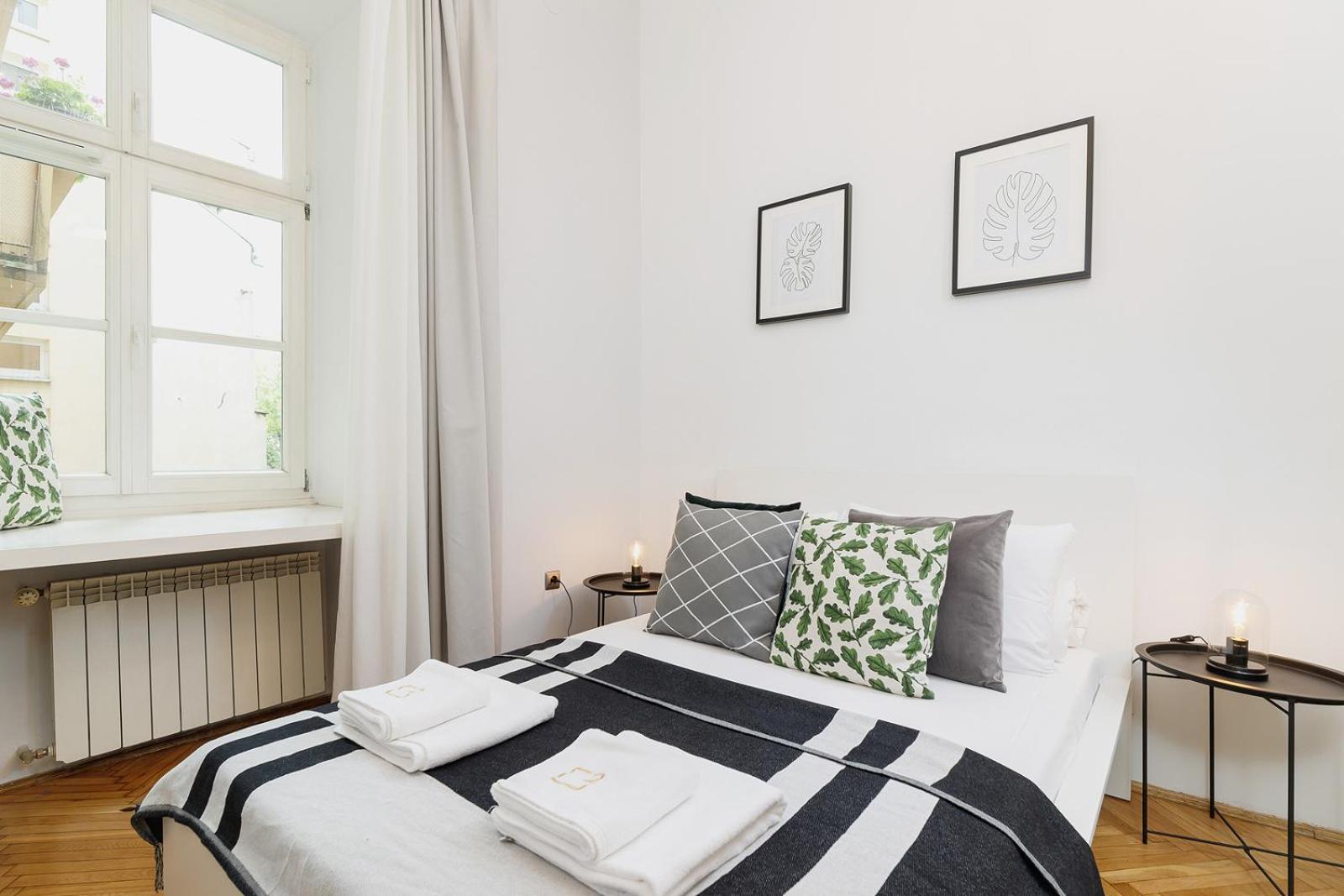 Main Square - Szpitalna 6 Street Apartment