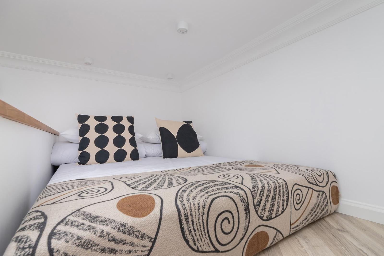 Wawel Castle - Modern - 7 Gertrudy Apartment