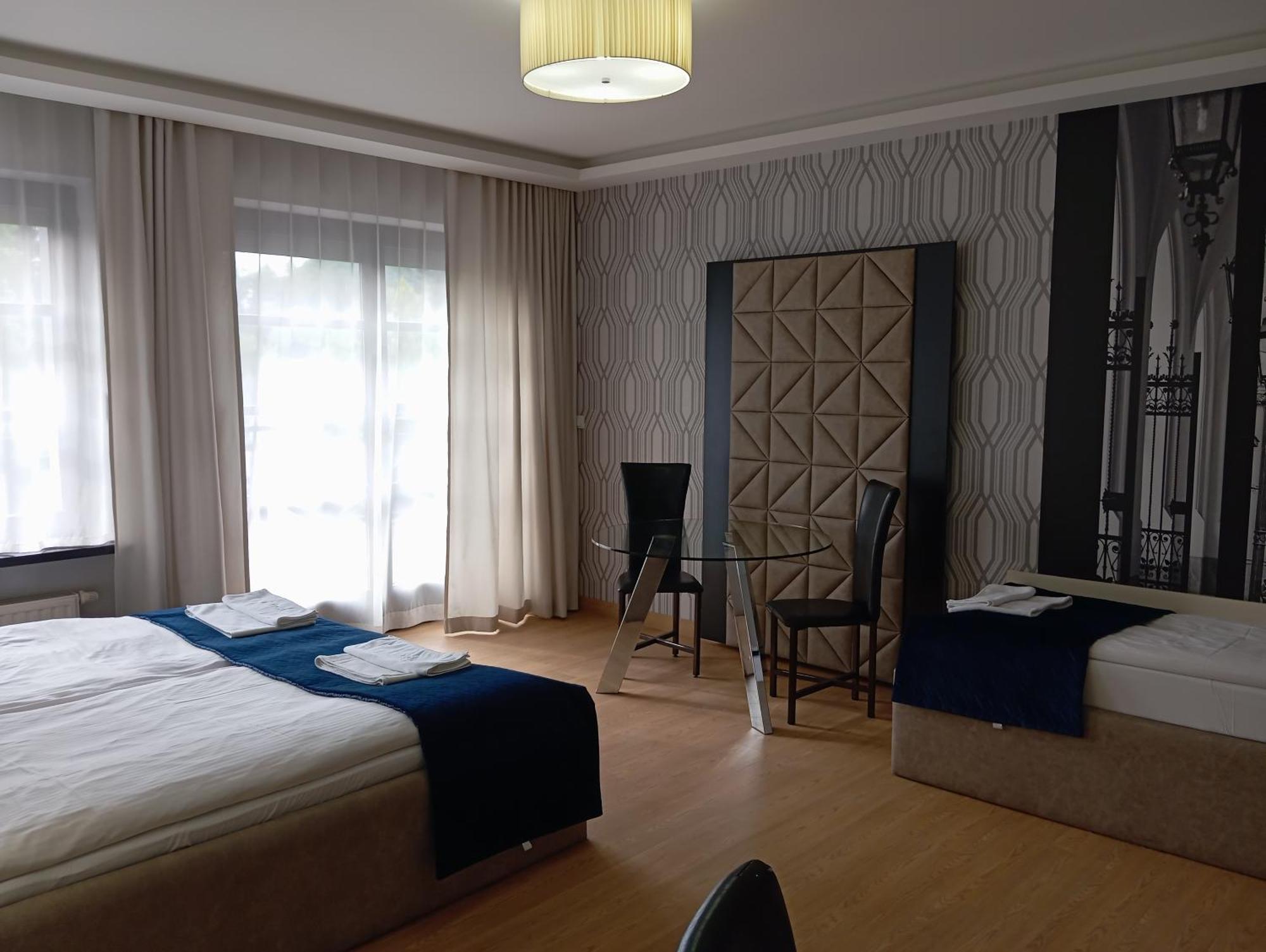 Aparthotel Kontrast