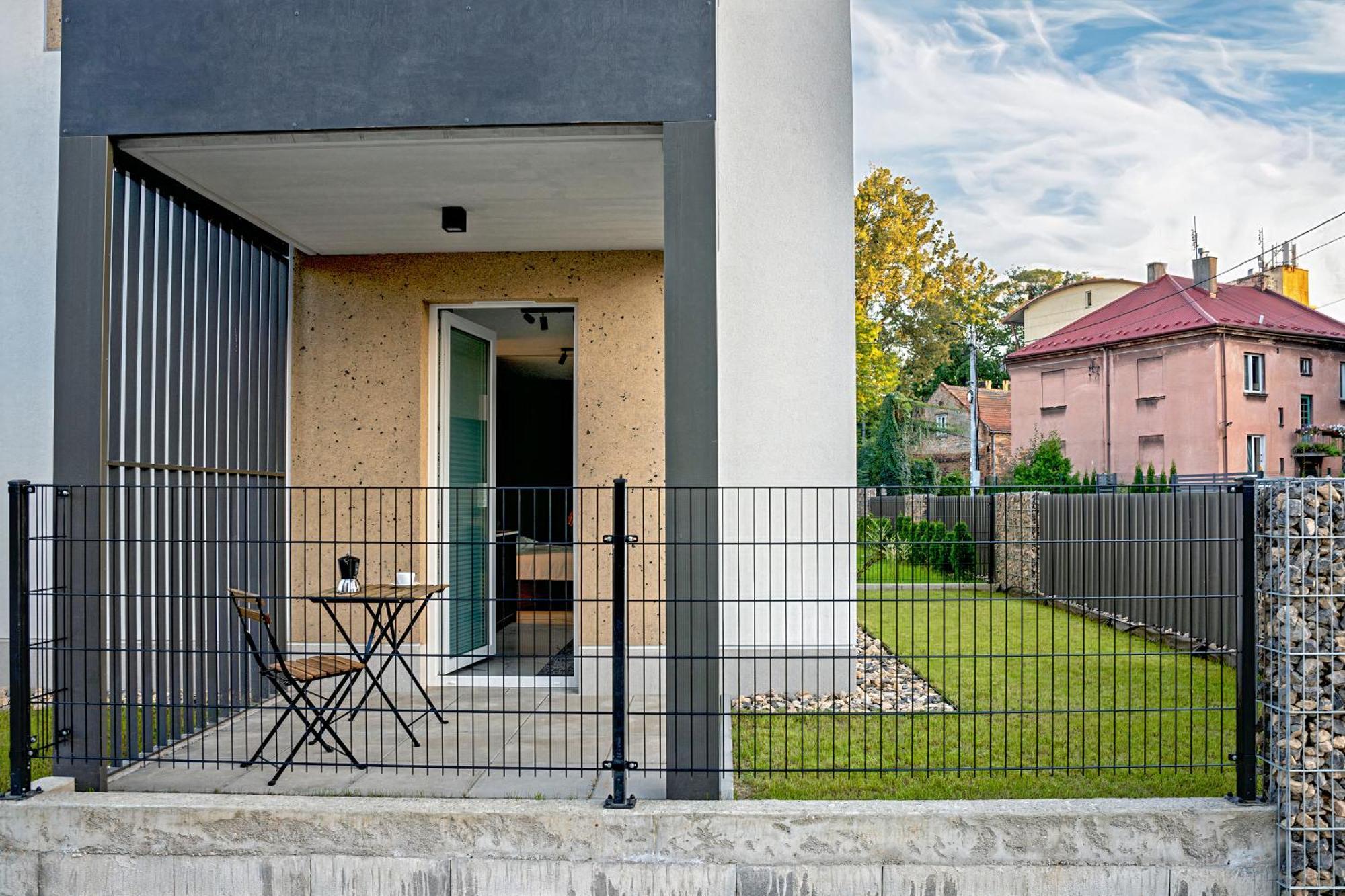 Apartment Stylish Urban Retreat By Ur4n!
