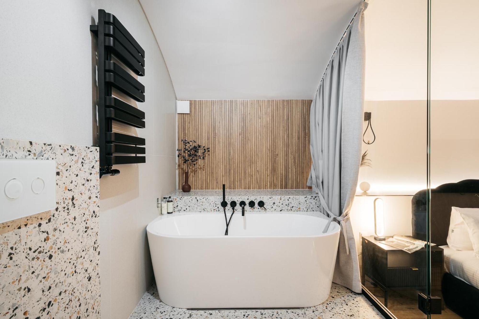Old Town Oasis - Loftaffair Apartment