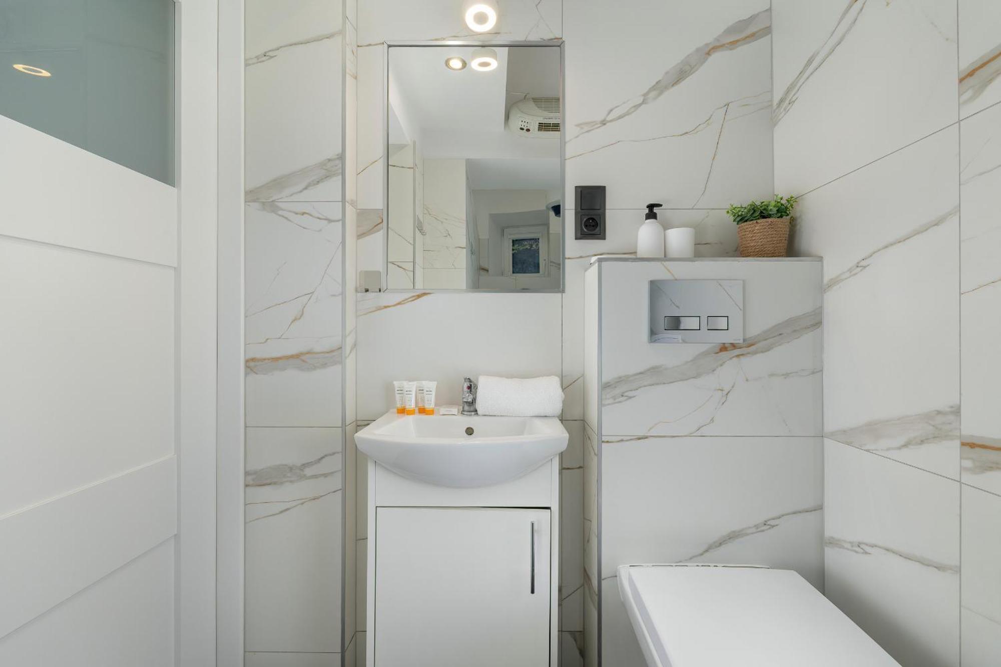 Apartment By Renters