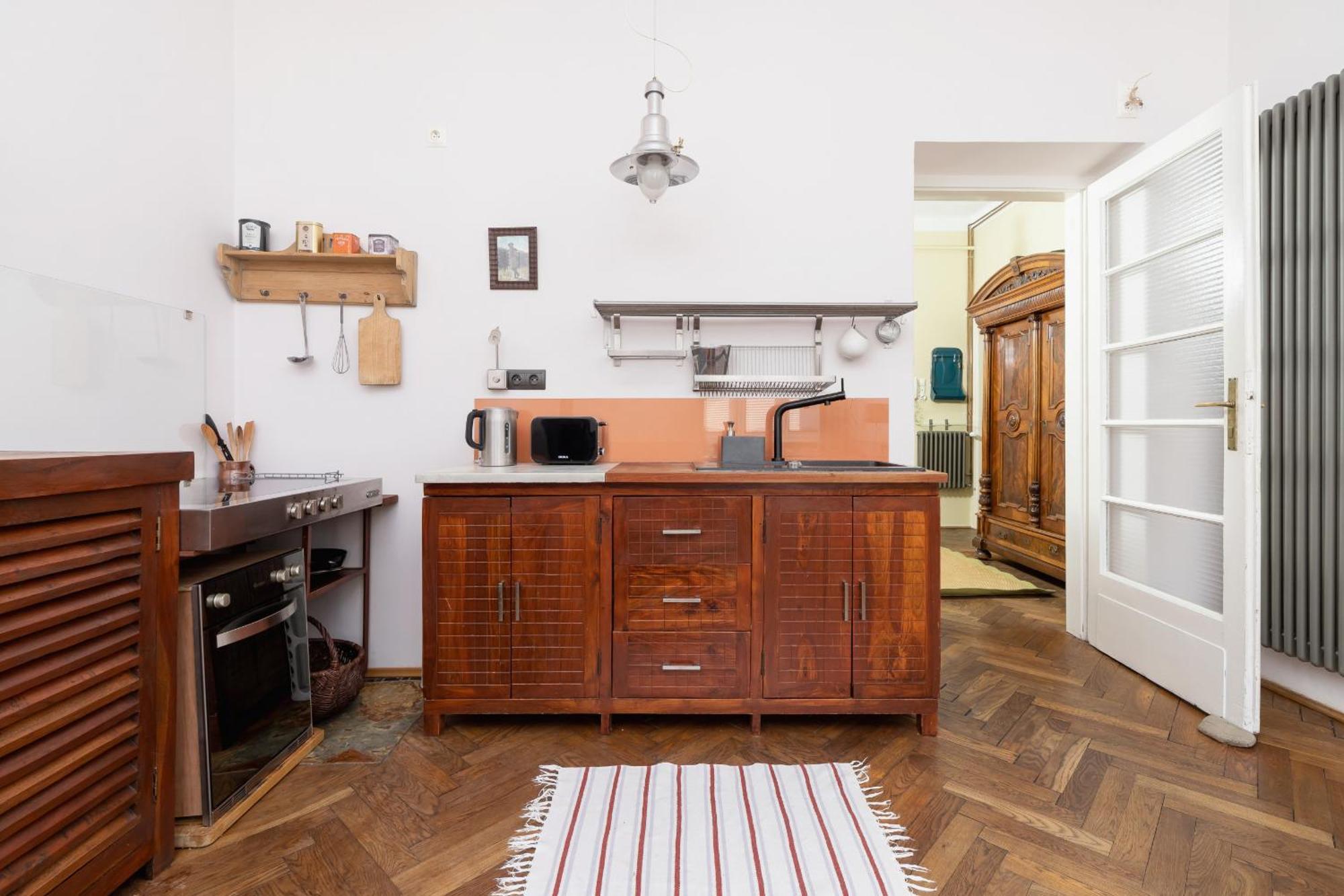 Cracow Kazimierz Retro Skawinska By Renters Krakow