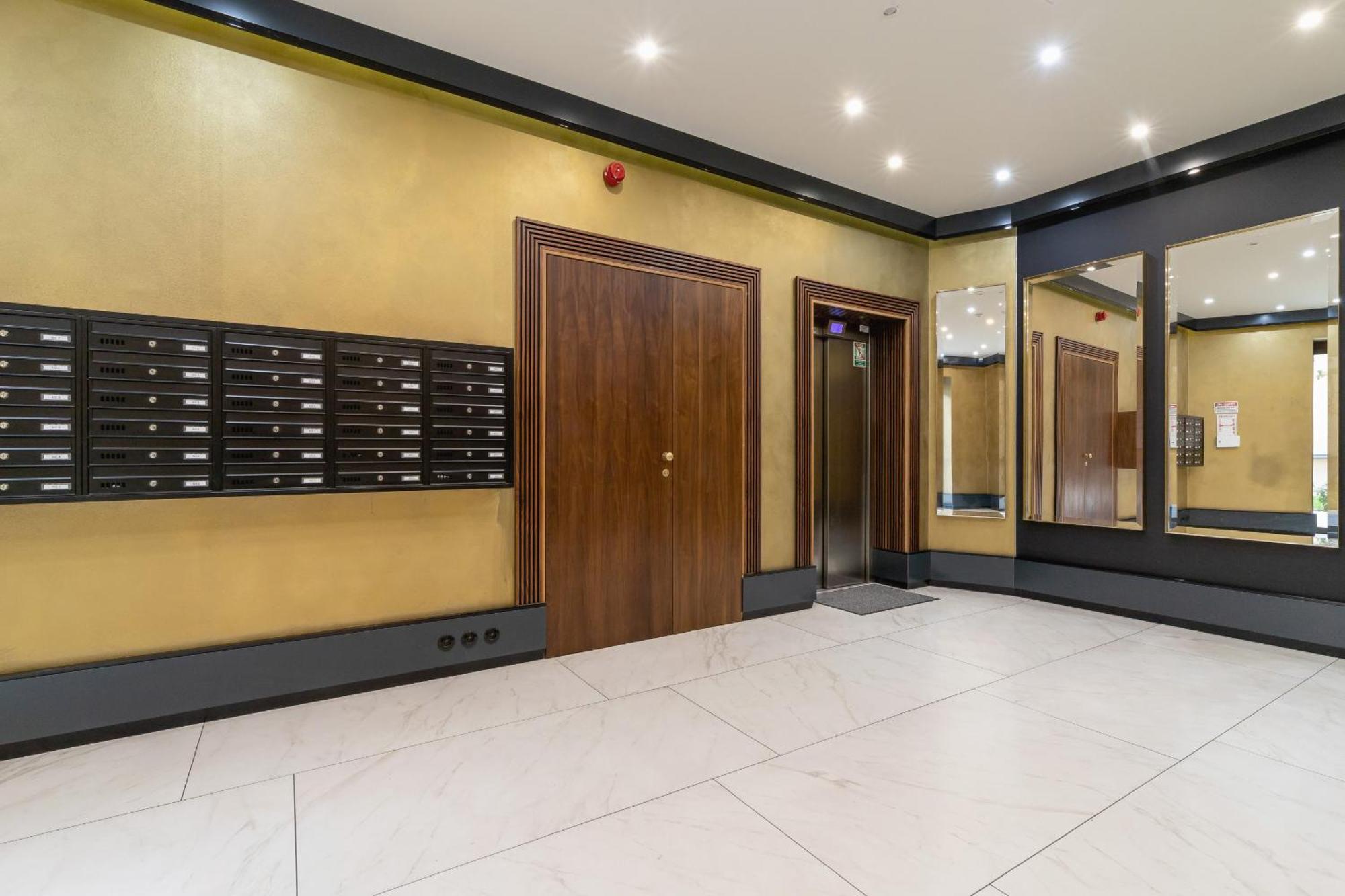 Apartment Modern Old Town Cracow By Renters Krakow