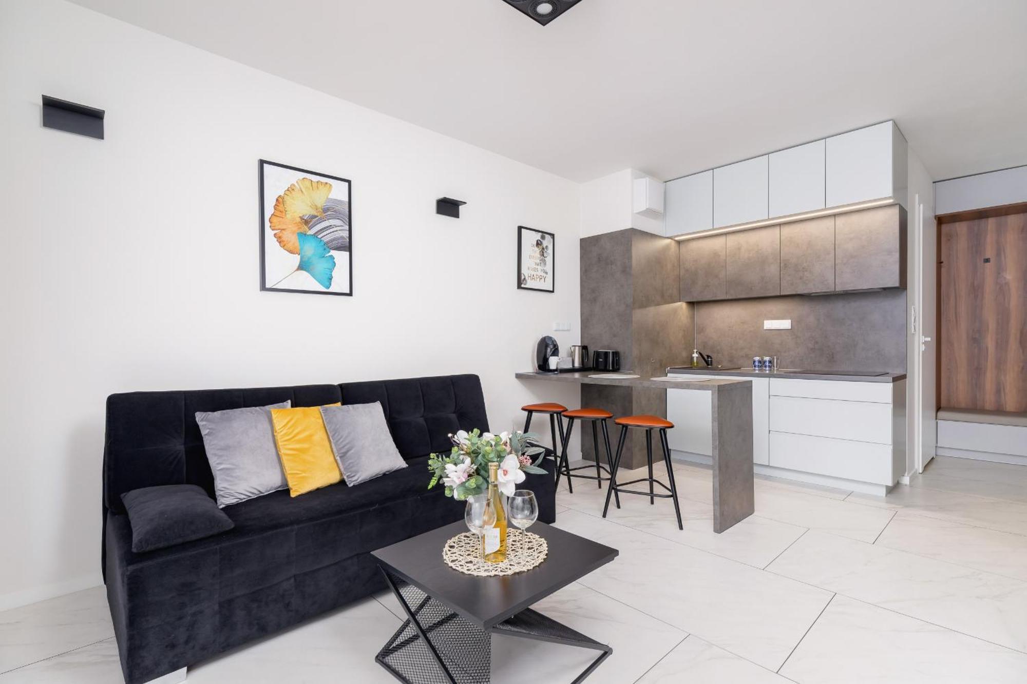 Modern Old Town Cracow By Renters Apartment Krakow