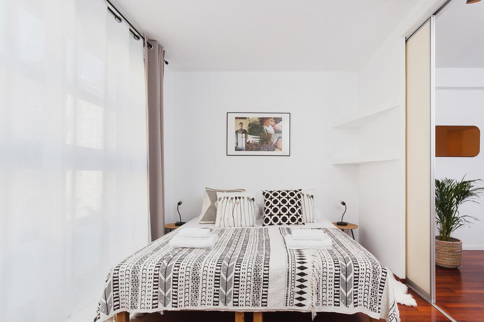 3-bedroom With Balcony- Krowoderska Krakow