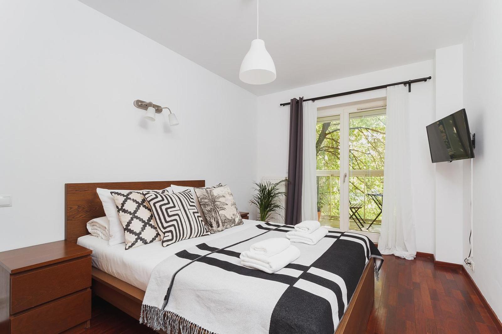 3-bedroom With Balcony- Krowoderska *