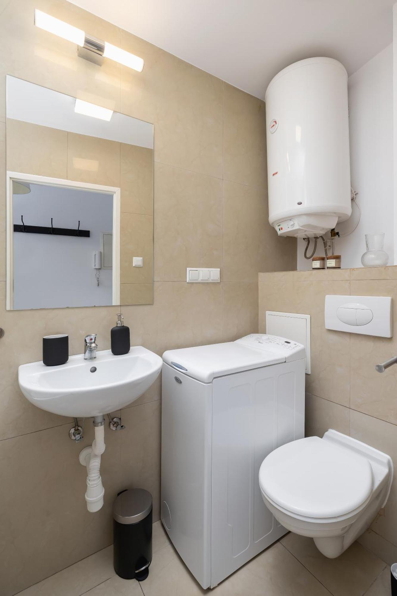 Apartment 1-bedroom - Dluga 65 *