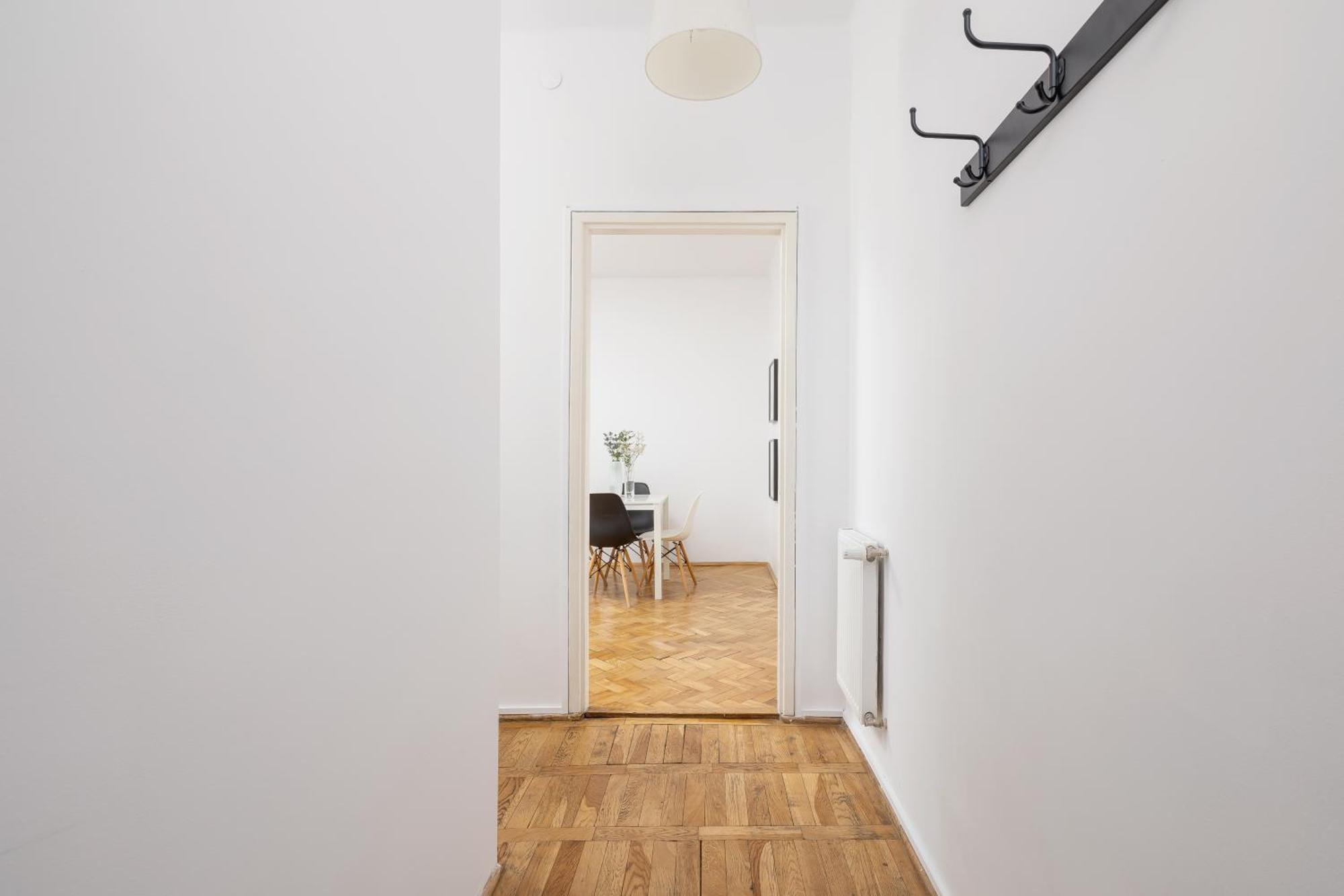 Apartment 1-bedroom With Balcony - Dluga 65